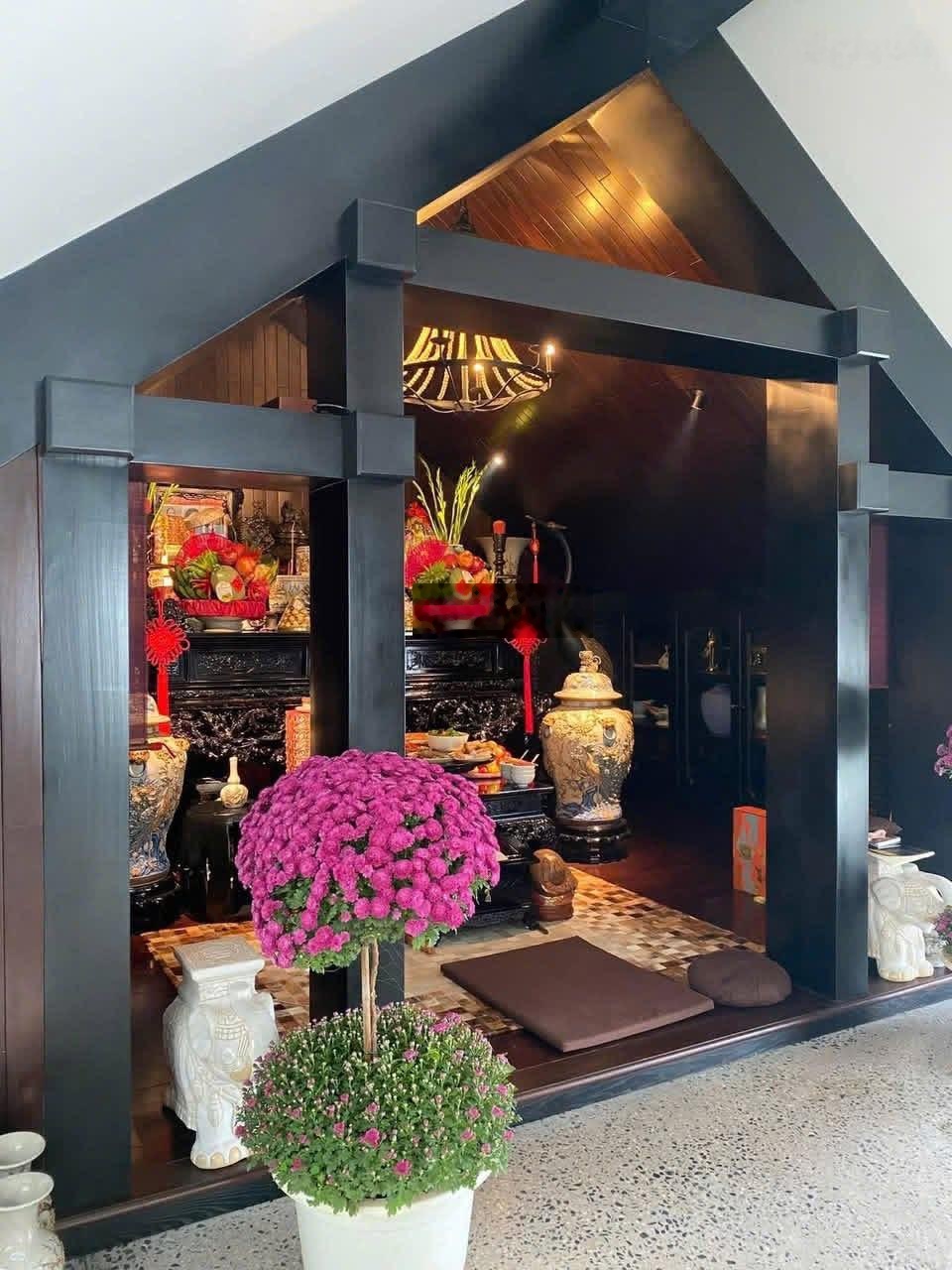 Bán căn biệt thự đơn lập góc mặt hồ diện tích 434m2 vip nhất dự án vinhomes thăng long