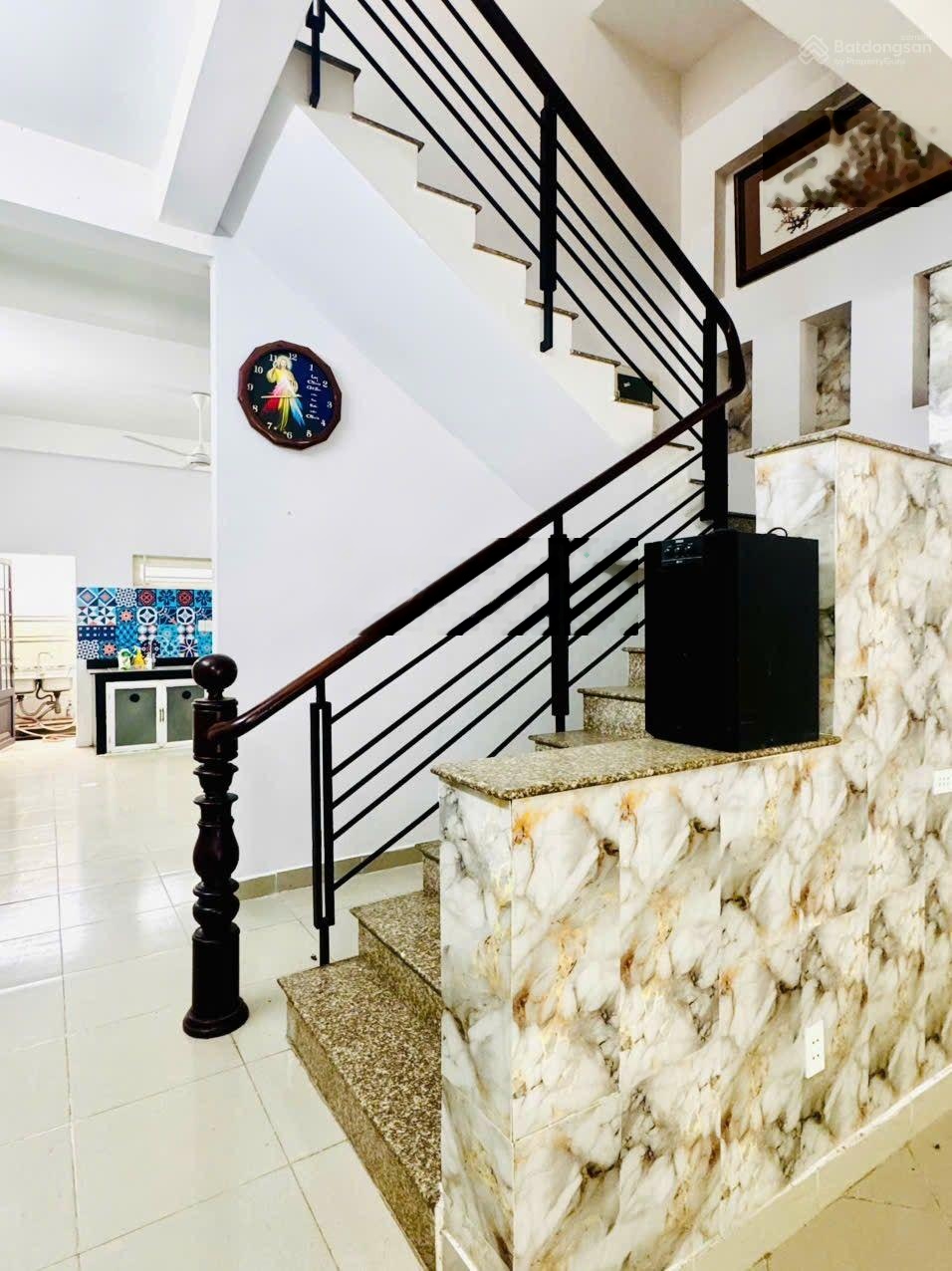Chỉ nhỉnh 6 tỷ, nhà 3 tầng 98m khu phân lô bàn cờ, đường 12m, thủ đức