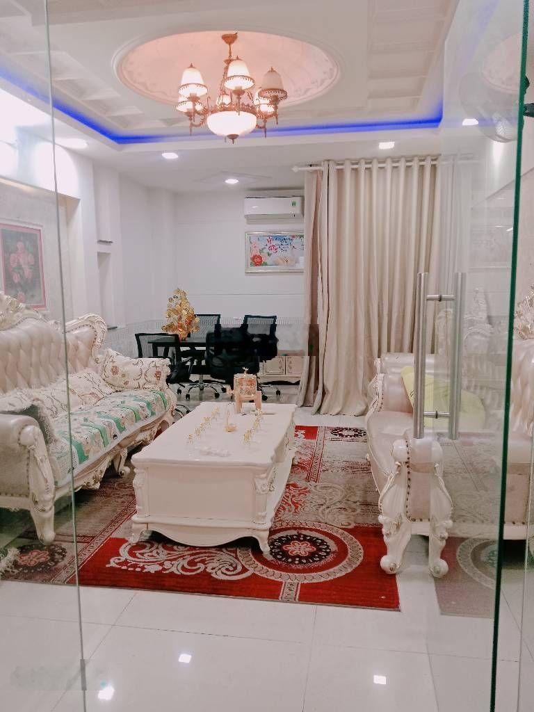 Trường chinh quẹo vào mt 8m xe tải tránh nhà đẹp 5 tầng khu cao tầng oto ngủ nhà chỉ 8.9tỷ( còn bớt