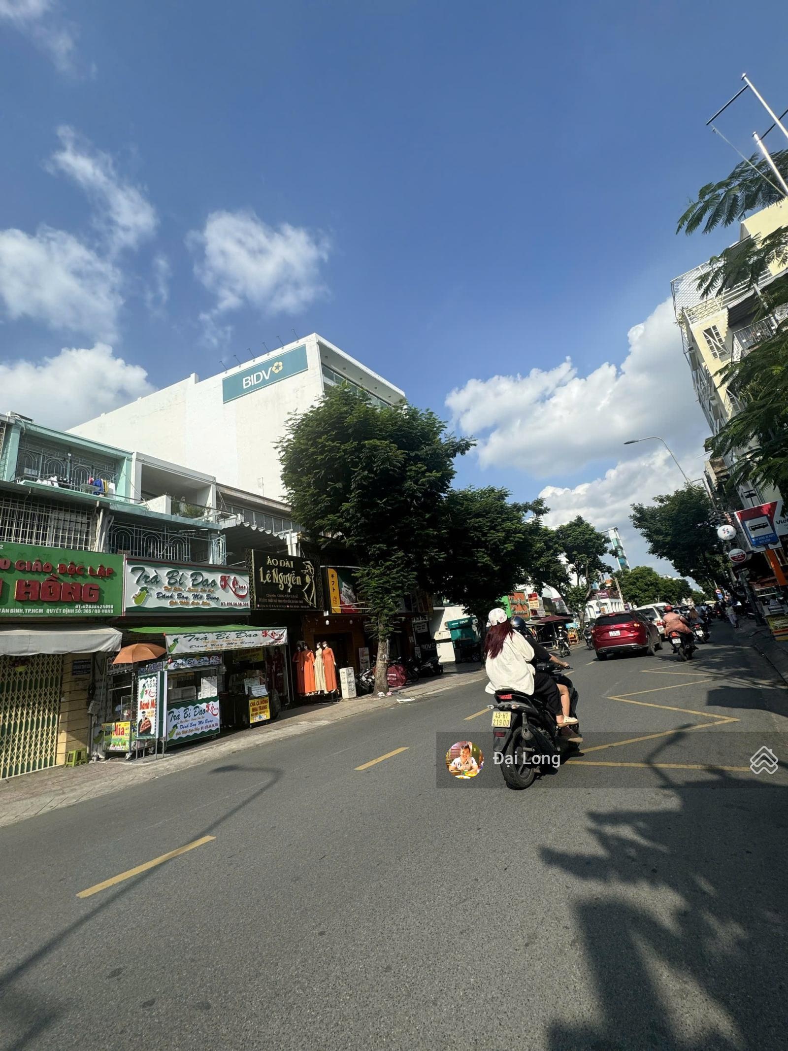 Nhà Măt Tiền Lê Văn Sỹ 6,5 x 33m nở hậu 10,5m Công Ty HASAKI thuê 120tr/tháng ký 5 năm.