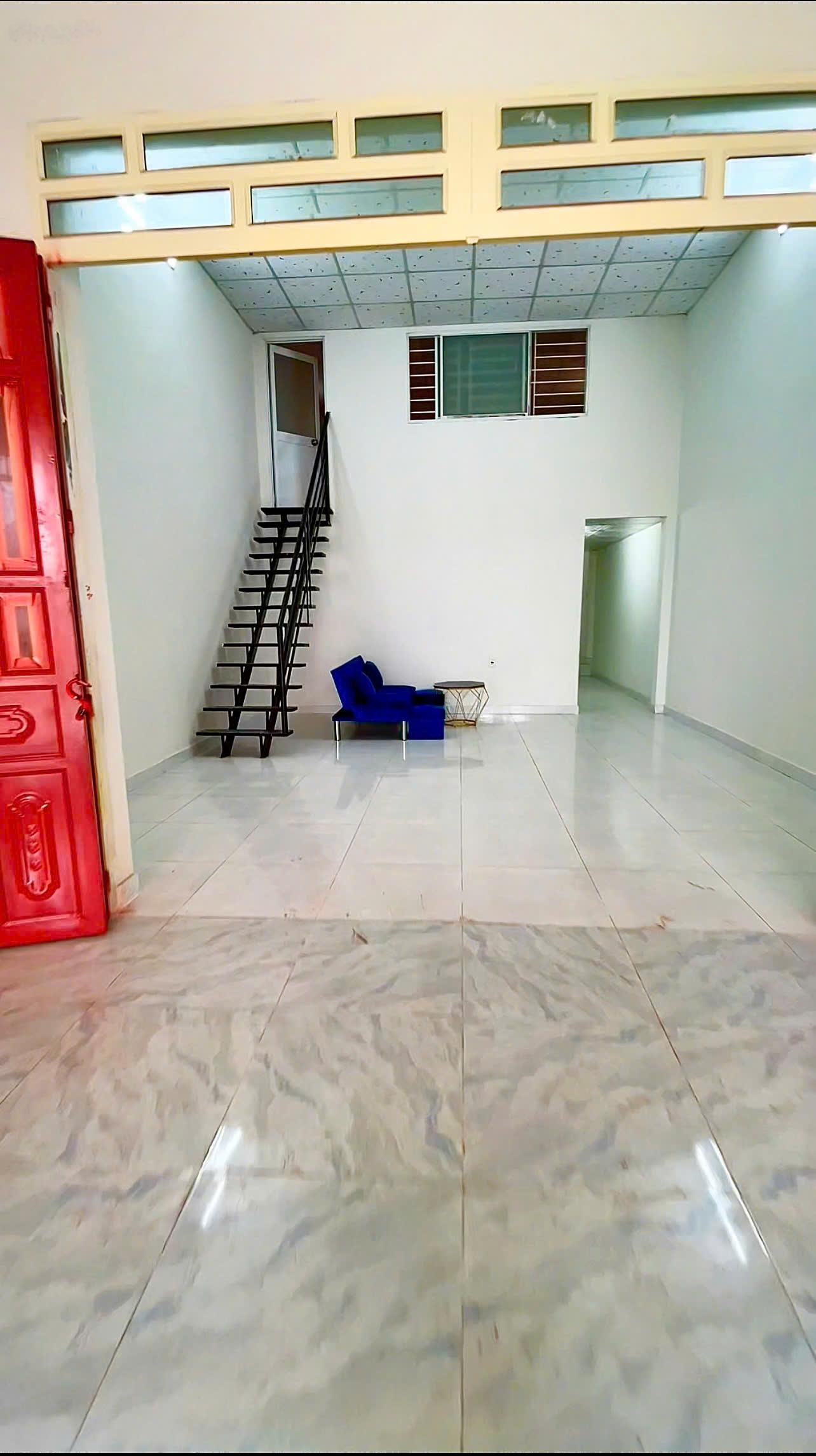 Chính chủ bán căn nhà 150m2 ngay phố chợ đêm Mỹ Phước 3 , cho thuê 5tr /tháng.