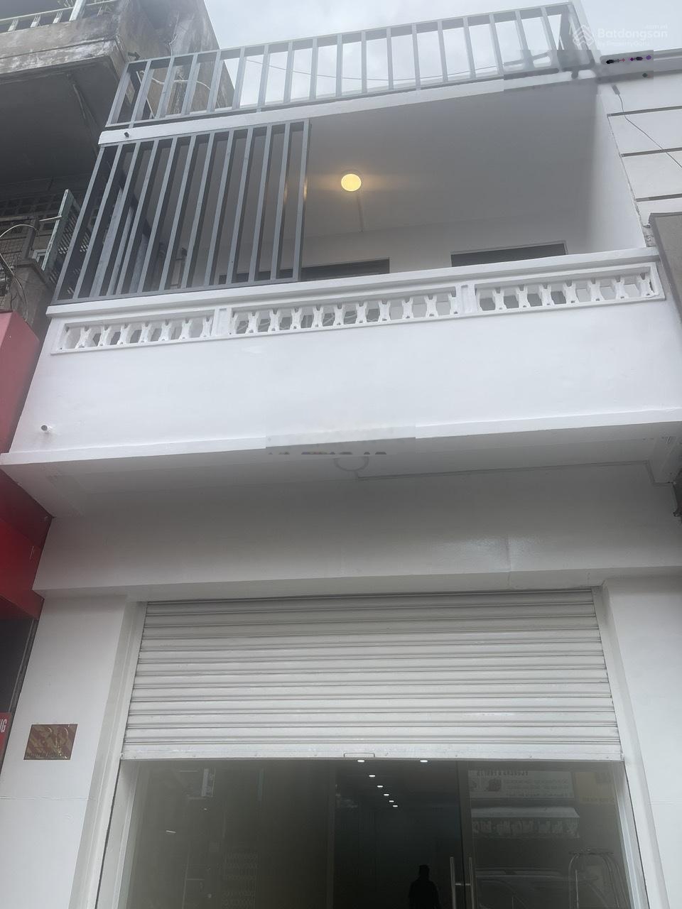 Cho thuê nhà MT Nguyễn Hữu Cầu Q1 gần chợ Tân Định 4x19.2m 1 trệt 1 lầu KD sầm uất giá tốt