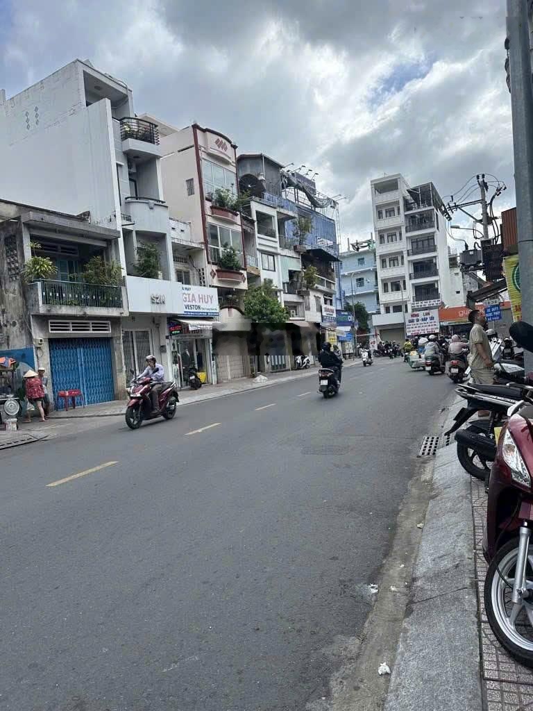 Hxh 6m kd - sát mt huỳnh văn bánh phú nhuận - 70m2 (4,5 x 16) - chỉ 13.49 tỷ