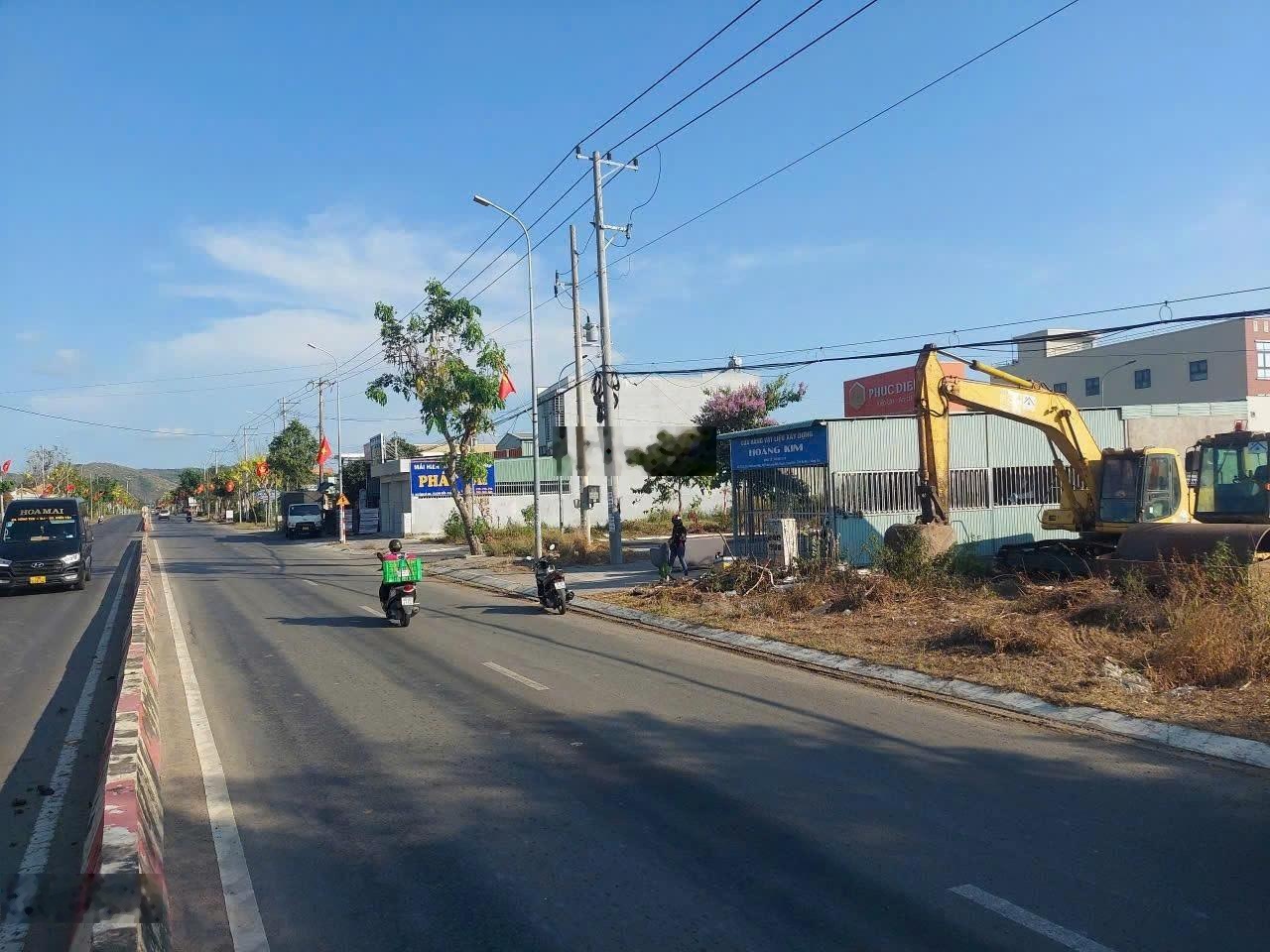 Bán đất Hương lộ 2, giá siêu hời 4,2 tỷ, 203,3m2 bao đẹp tại Xã Hòa Long, Bà Rịa