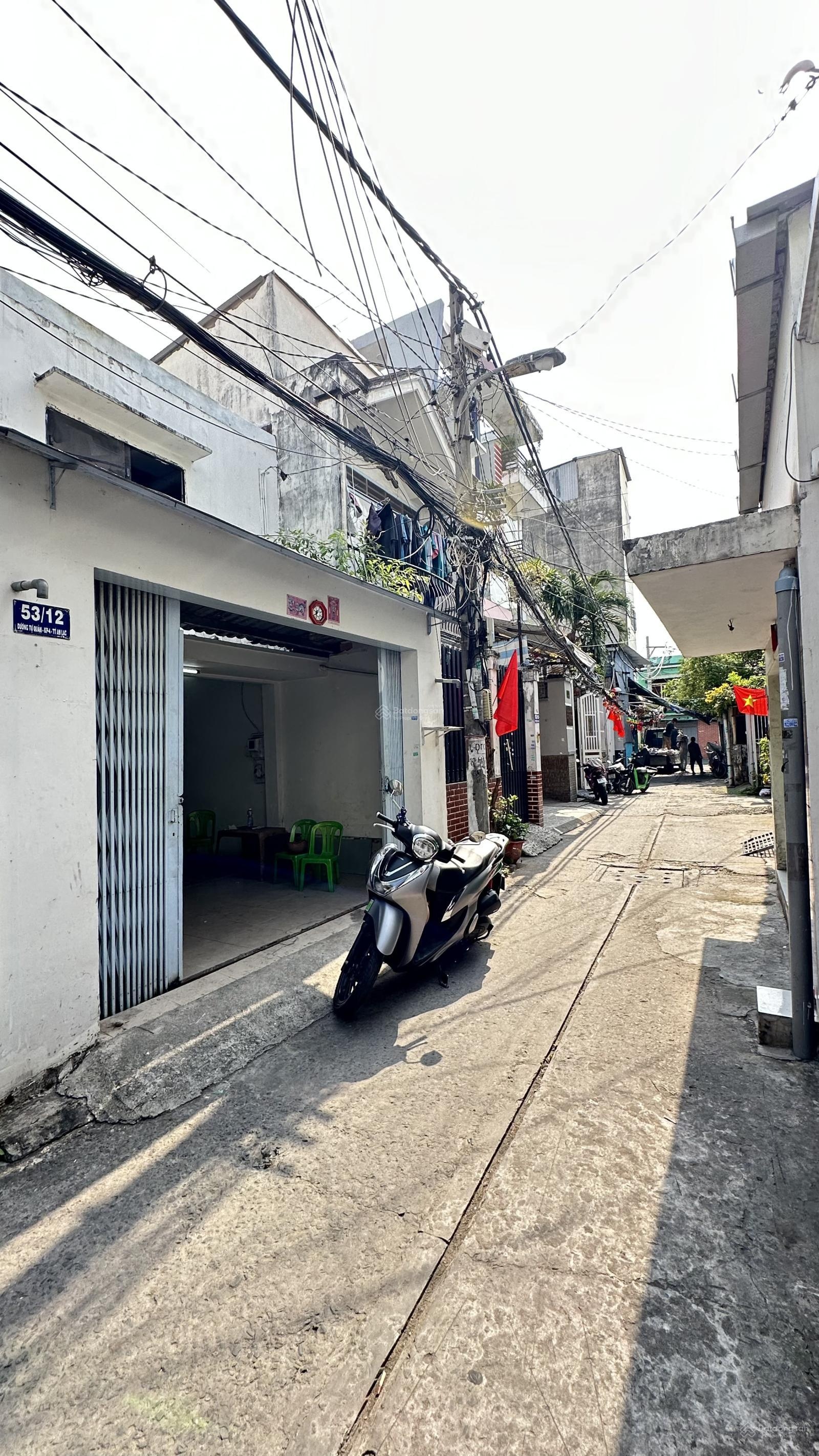 Nhà 74,9m2 hẻm ô tô đỗ cửa khu Tên Lửa giá bán 5,6 tỷ TL