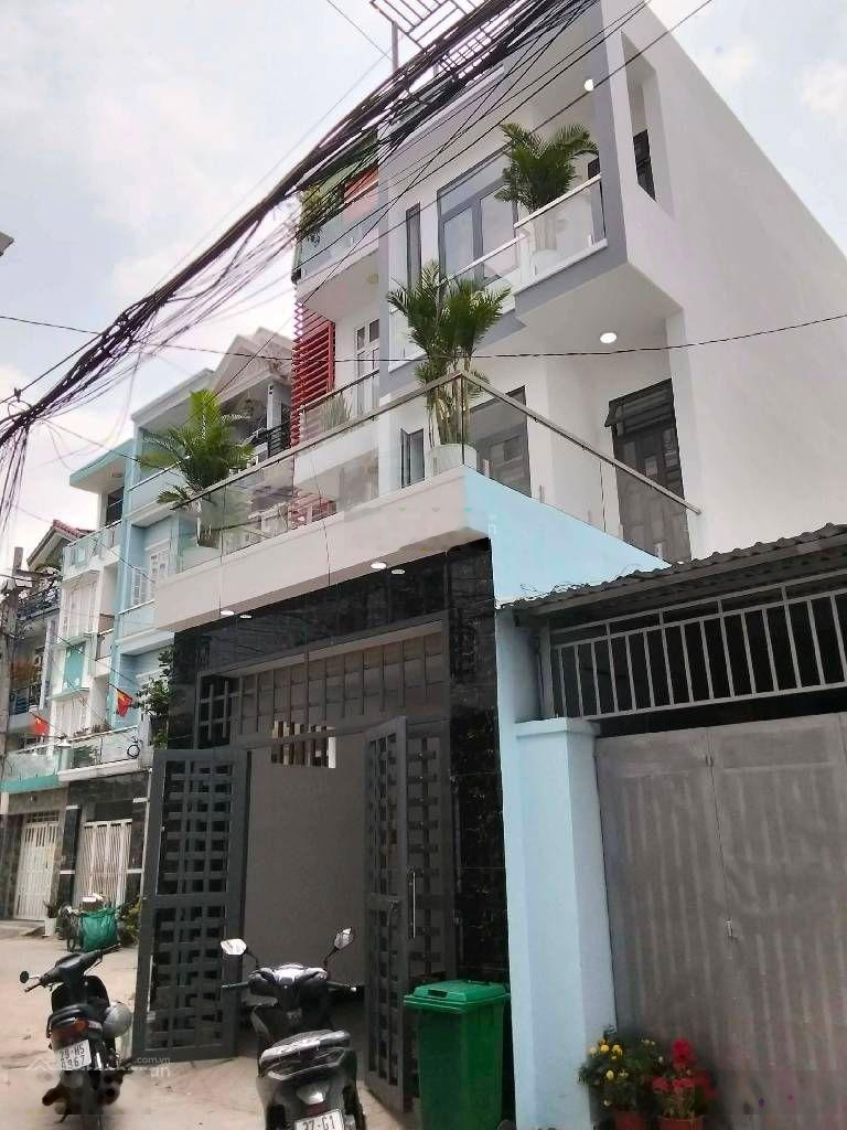 Bán nhà 3 tầng DT73m (4*18) đường TÔ NGỌC VÂN, phường THẠNH XUÂN, Q12, ngang giá 6,2tỷ đường 7m