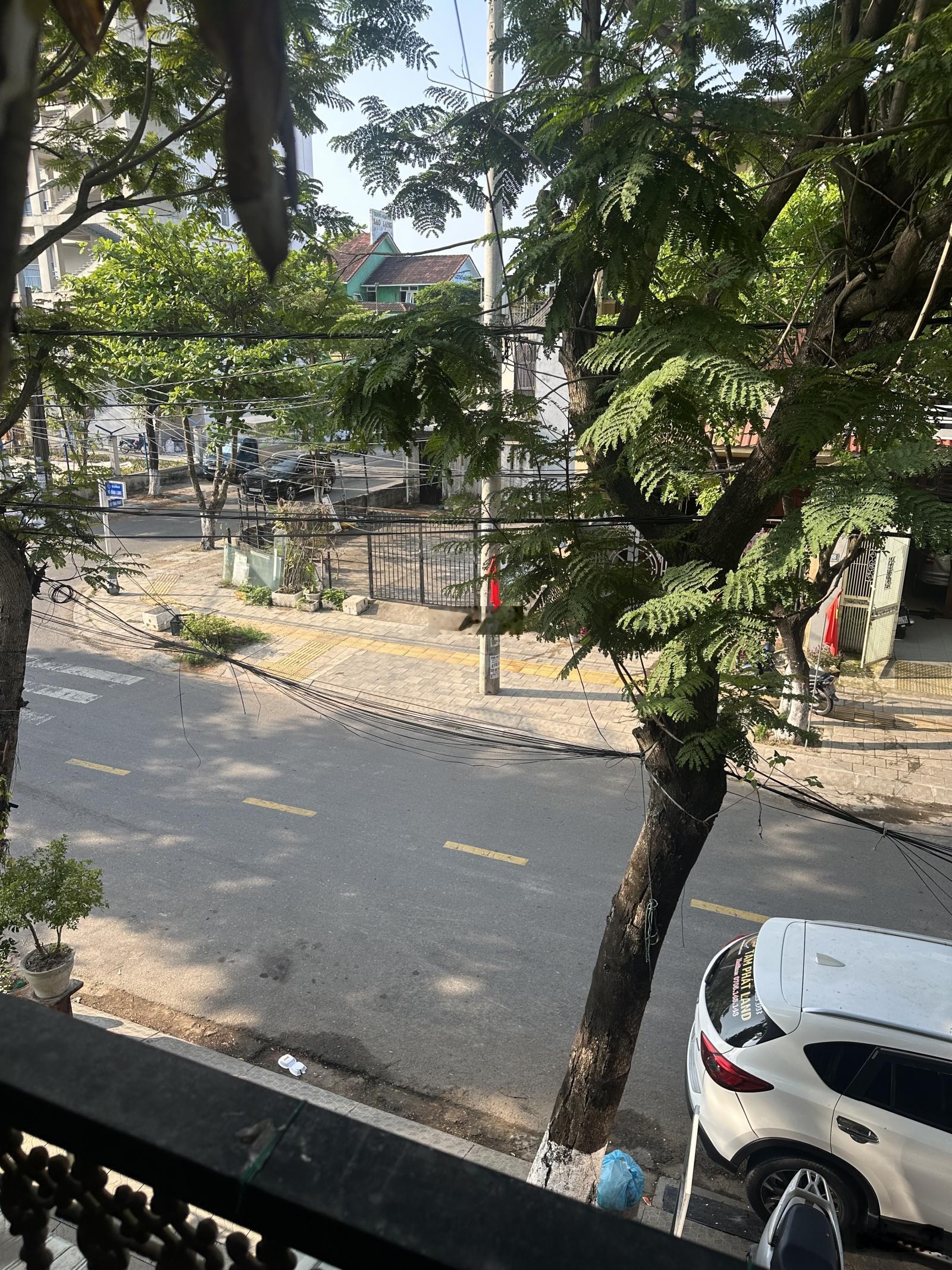 Bán nhà 2 mặt tiền tại Vũ Đình Long, 23,5 tỷ, 192m2 bao đẹp, giá ưu đãi