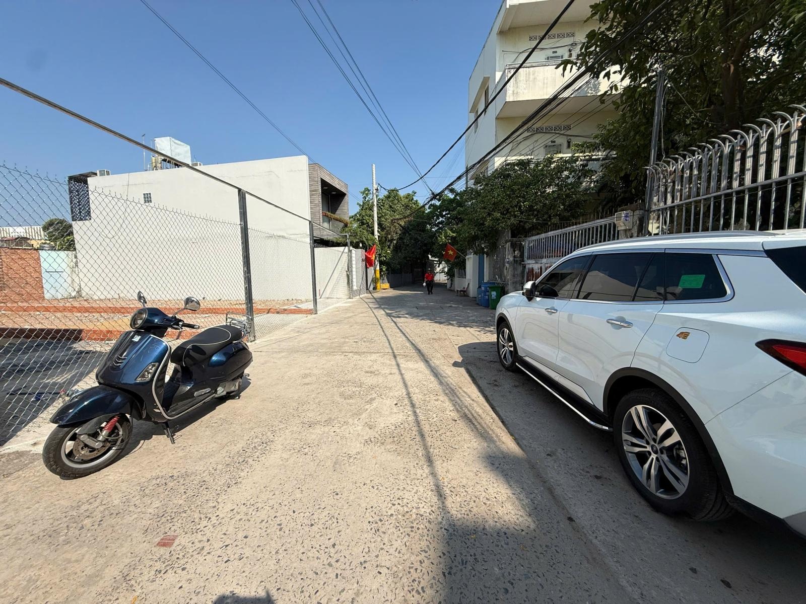 Siêu phẩm linh chiểu - đất hẻm xe hơi đường 17 - ngang 6m cực hiếm . tiện ích bao vây 1km. sd 105m