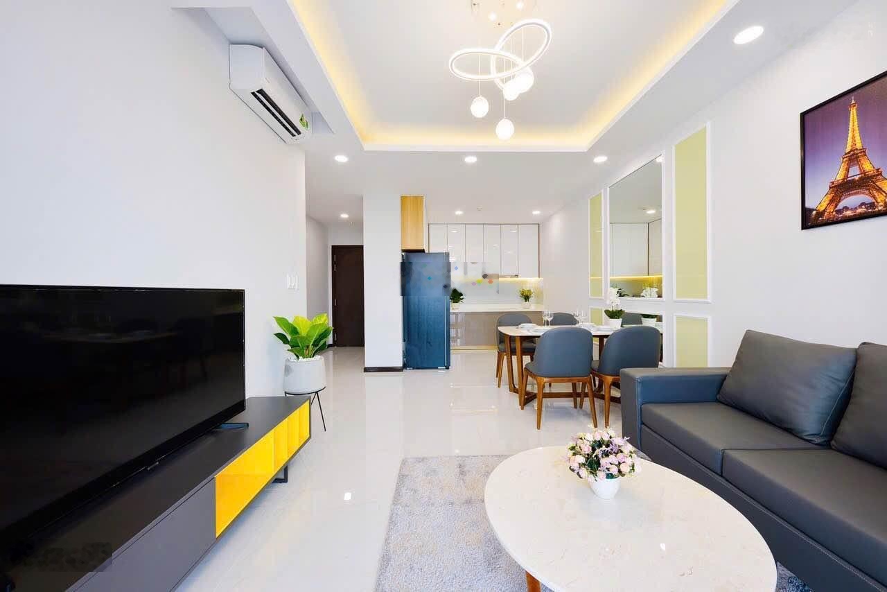 Cho thuê căn hộ 2PN, 82m2, 11,5 triệu tại Remax Plaza, Quận 6, Căn góc, co suất oto, Ở Liền Hot Hot