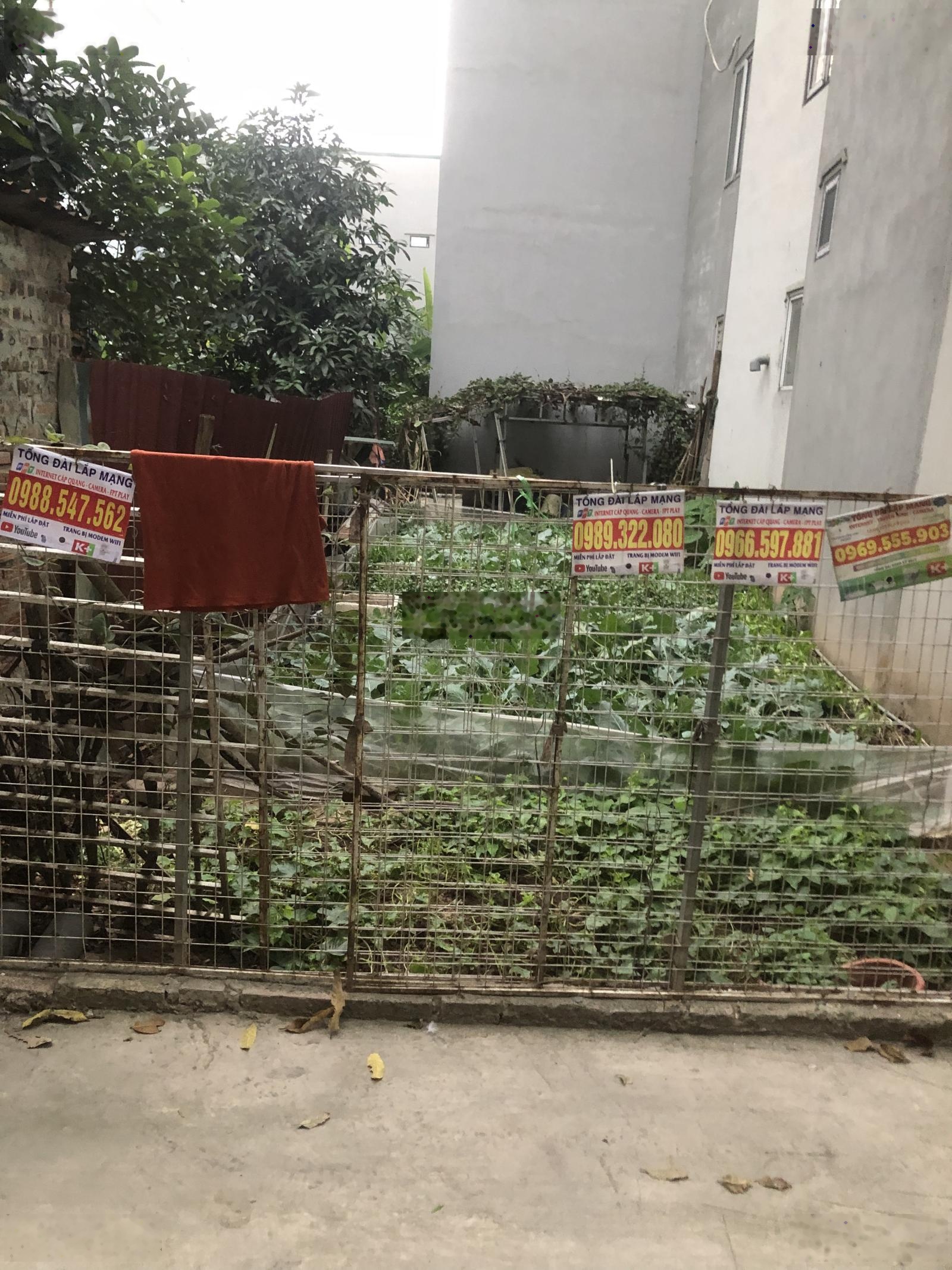 Bán đất Xuân Phương -Hà Nội diện tích 55 m -nở hậu - 1 nhà ra ô tô , trục chính kinh doanh