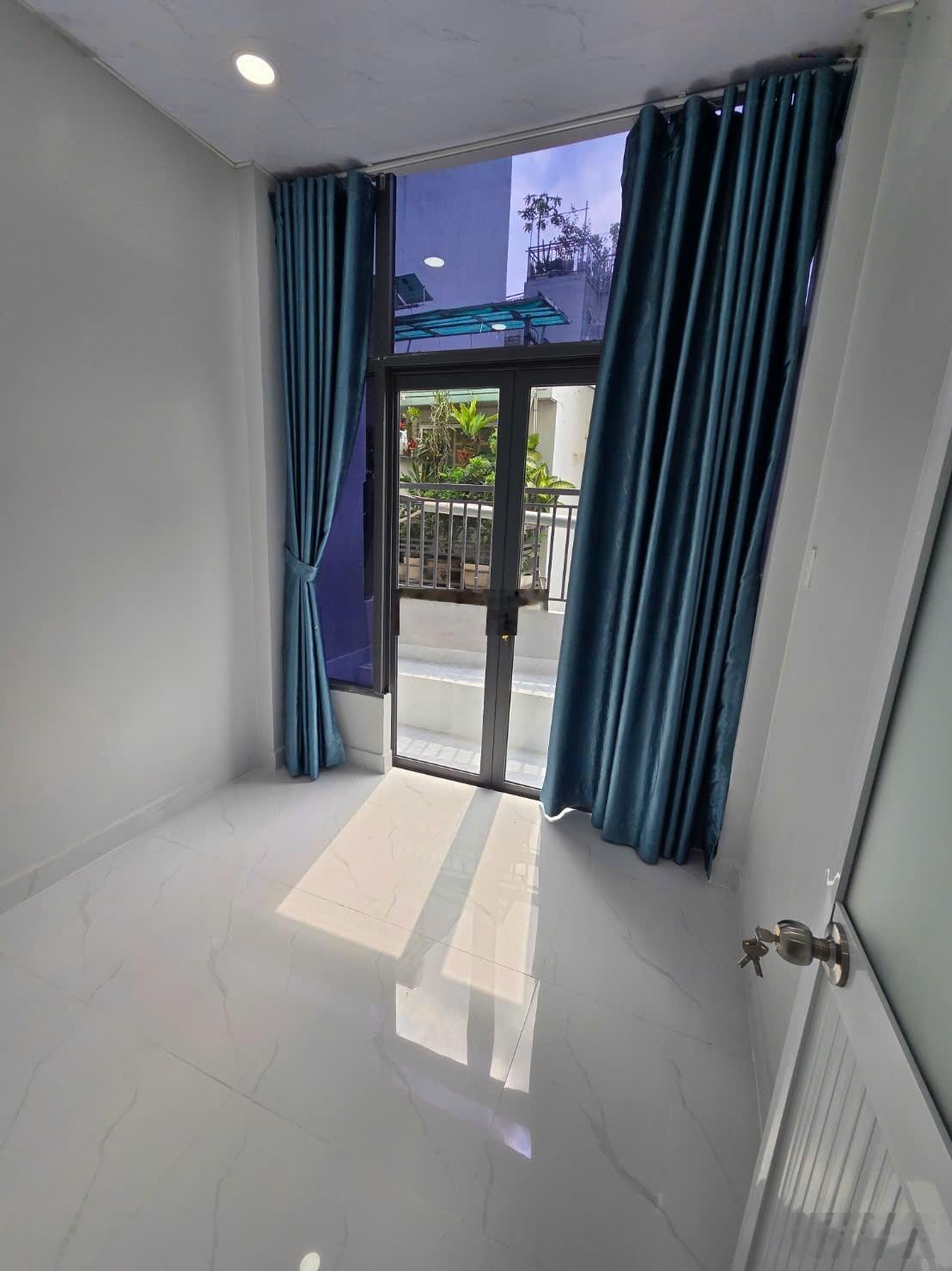 Bán nhà mặt phố tại Huỳnh Tấn Phát, 3,49 tỷ, 30 m2, gần khu công nghiệp Q7