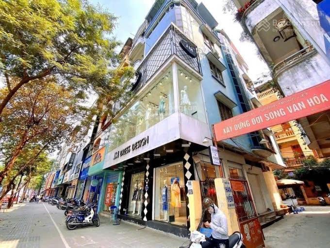 Mặt phố chùa bộc - đỉnh cao kinh doanh - thông số vàng 98m2 mặt tiền 5m vỉa hè đá bóng giá siêu đẹp