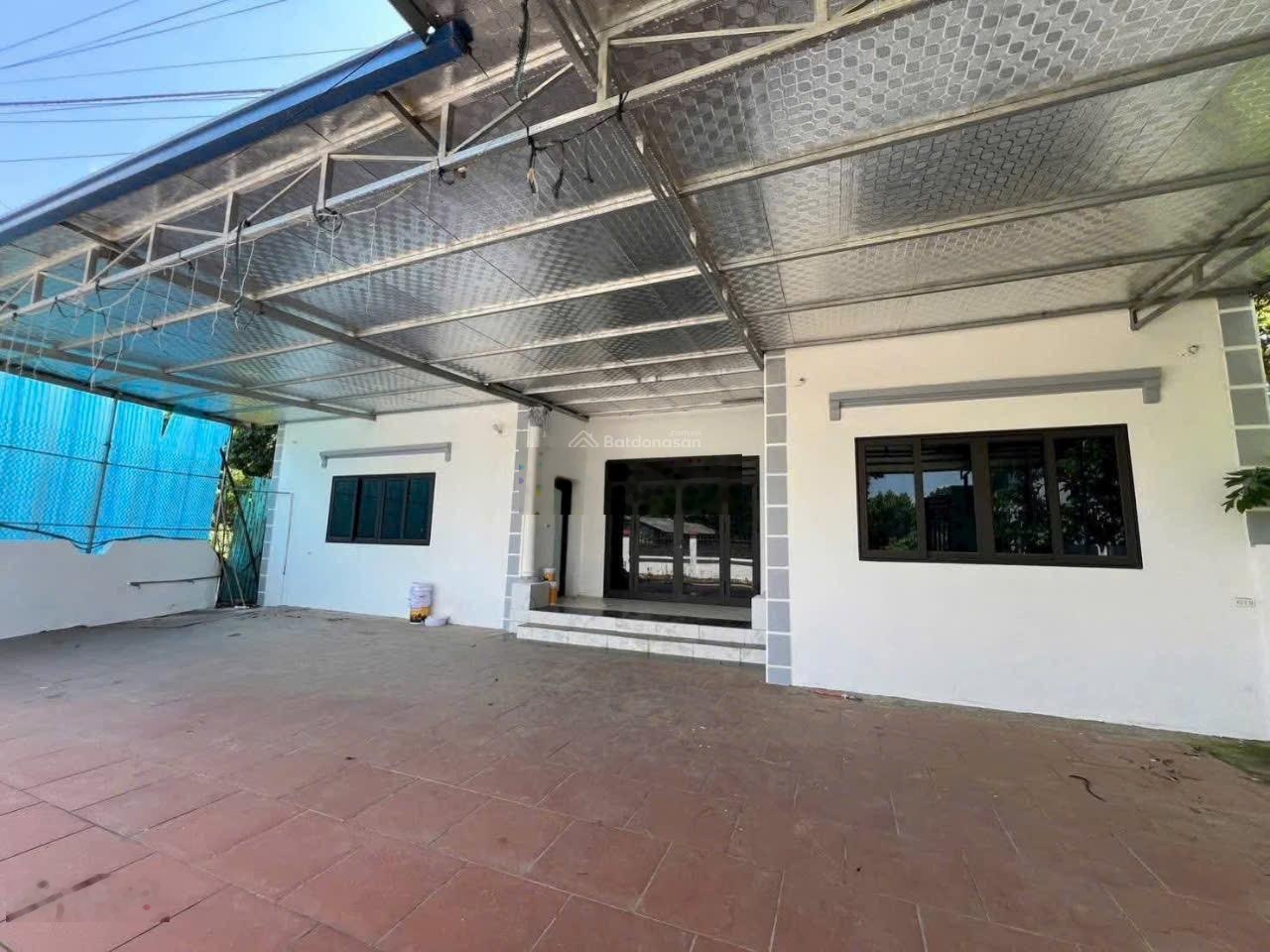 Bán đất Nhuận Trạch Lương Sơn Hoà Bình, sẵn nhà giáp với KCN Nhuận Trạch