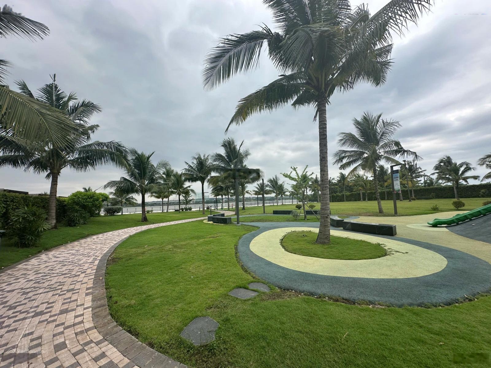 Suất ngoại giao Izumi City - chiết khấu ưu đãi - Nhiều chính sách thay đổi - LH 0901383885 em Liêm