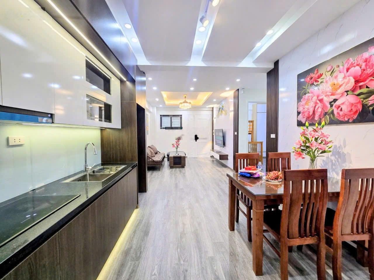 Bán CC 2PN, 2WC, 70m2 ở khu H, KĐT Việt Hưng, P. Việt Hưng, TP. HN
