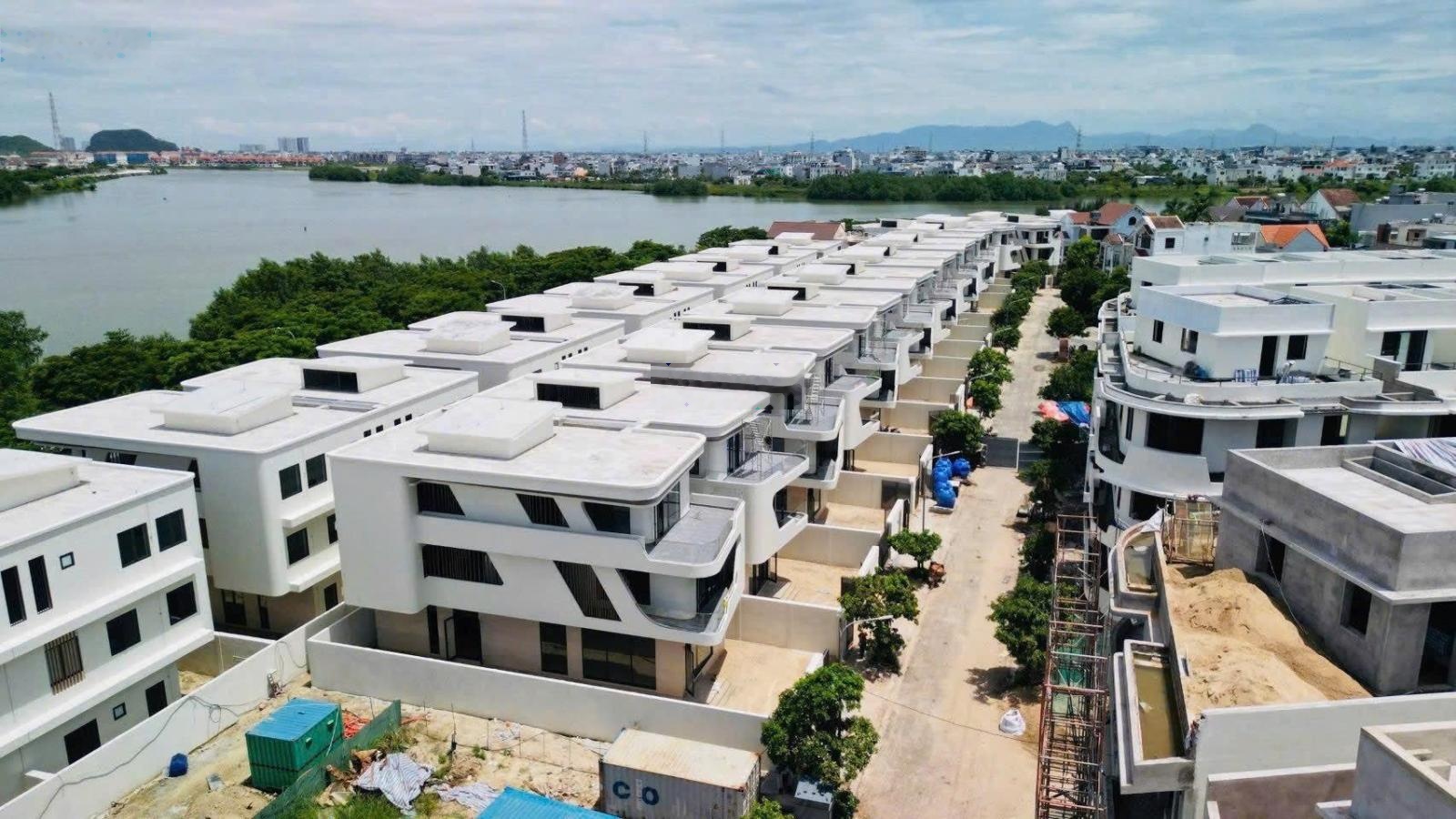 Bán shophouse mặt tiền đường Vũ Trọng Phụng giá tốt nhất thị trường