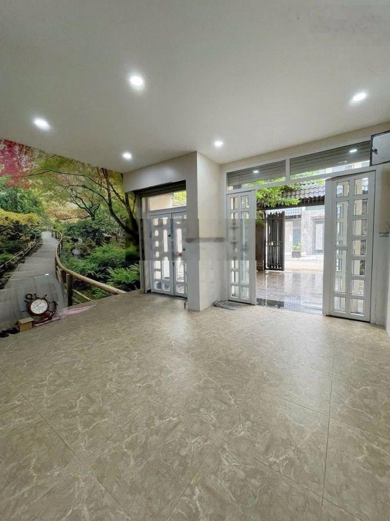 Biệt thự 10,1x21m. 2 tầng. Đường 8m KDC SÀI GÒN COOP. 1 trục Lê Đức Thọ, P15, Gò Vấp. Chỉ 23,8 tỷ.