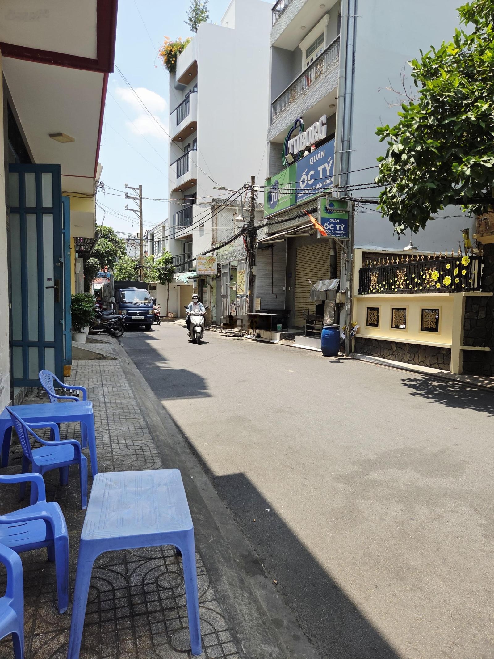 Cho thuê nhà 1/ thoại ngọc hầu,lũy bán bích - 4 x 13m 3 tấm 4pn - hẻm nhựa 8m - gần âu cơ, hòa bình