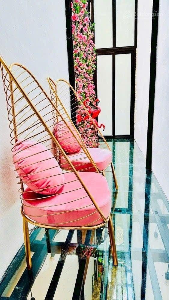 Chỉ hơn 200tr/m2 - trần quang diệu - đ.đa - 50m2-6tầng - 5m ra oto- đẹp long lanh- full nội thất