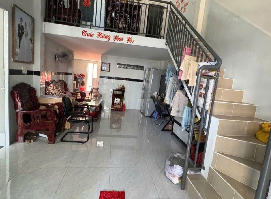 Phước Kiển - Ôtô vô nhà - 116m2 - 2 Tầng - Ngang to 8m - SHR - Chỉ 6tỷ6 tỷ