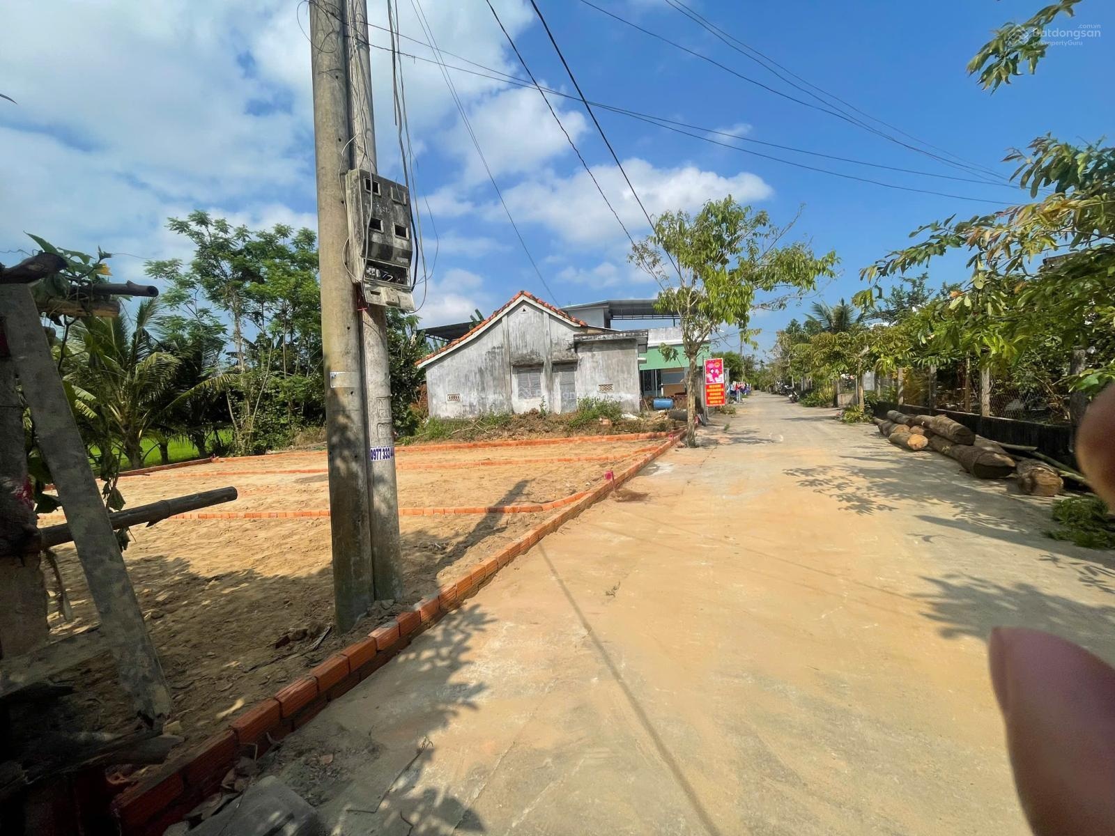 Cần tiền nên bán nhanh 3 lô liền kề thuộc châu sơn - điện bàn bắc. cách trung tâm đn chỉ 20p