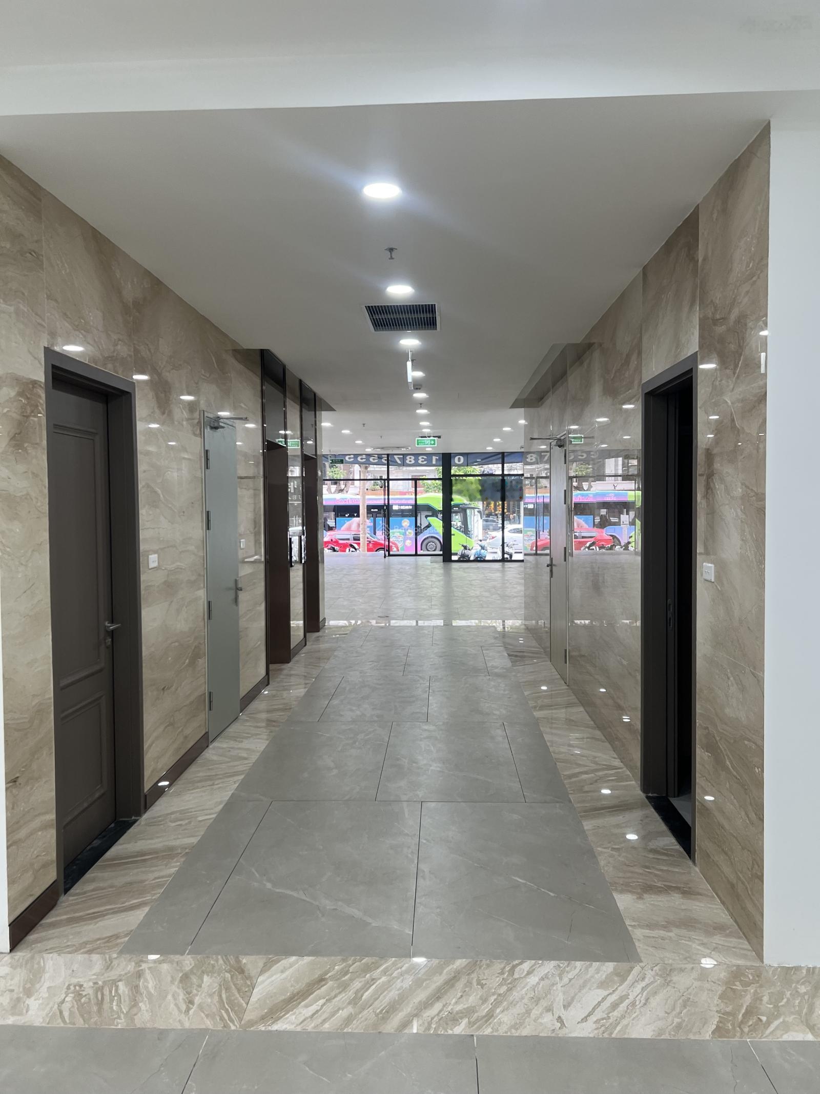 Siêu phẩm mặt phố trần nhật duật hoàn kiếm 270m2 x 4t, 15m mt, pccc + hầm