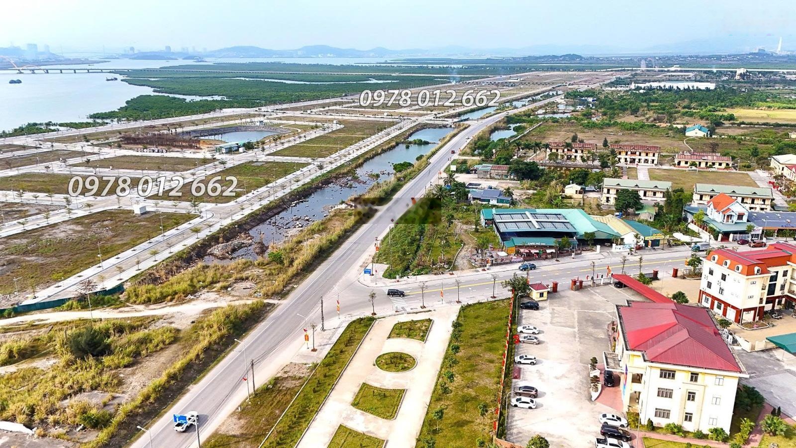 Gấp. Bán Ô Góc Vườn Hoa Trục 90m Giá Bán Nhanh Công Khai 37tr. Sổ Đỏ Đầy Đủ. LH 0978012662