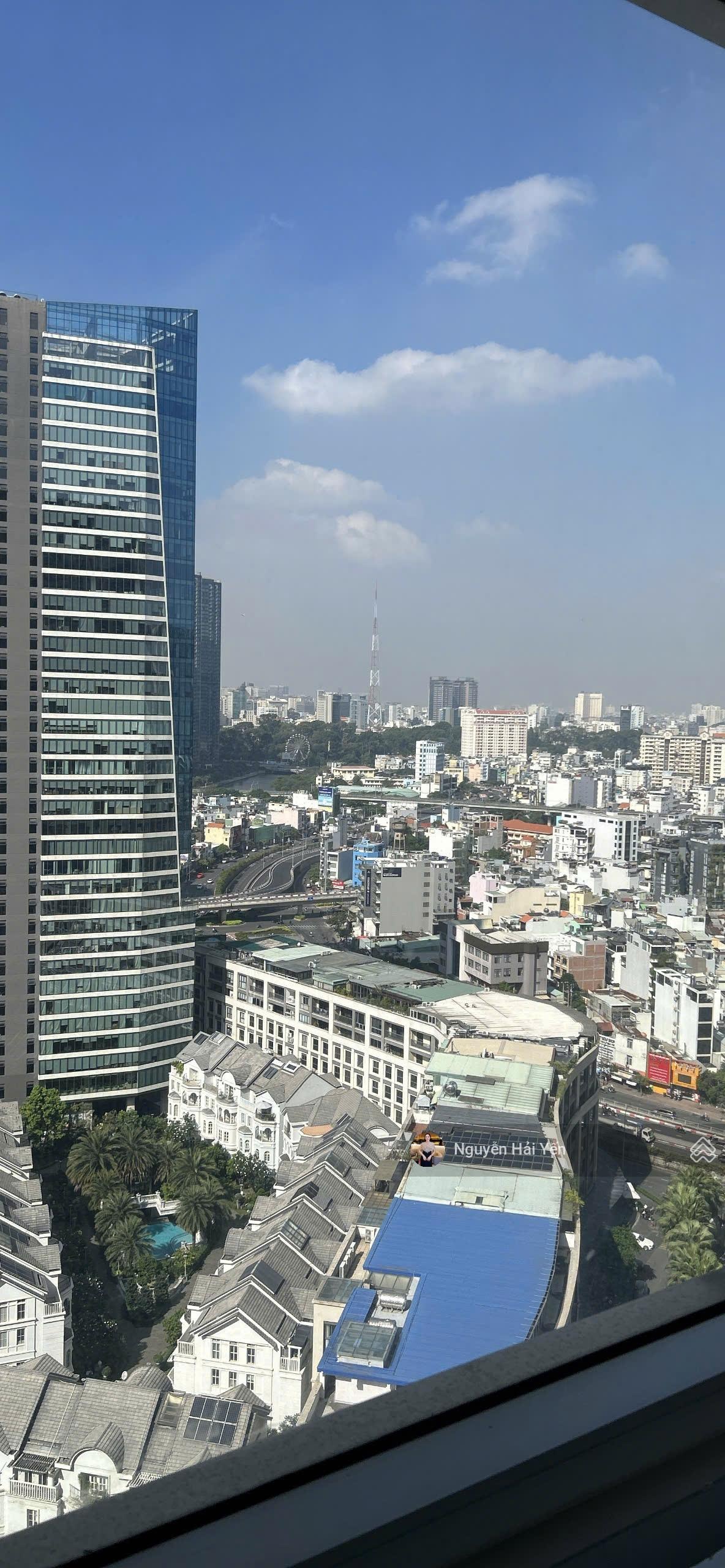 Hải Yến Nam Minh Land - Cho thuê căn hộ Saigon Pearl 3PN 140m2, tầng cao, view trực diện sông đẹp