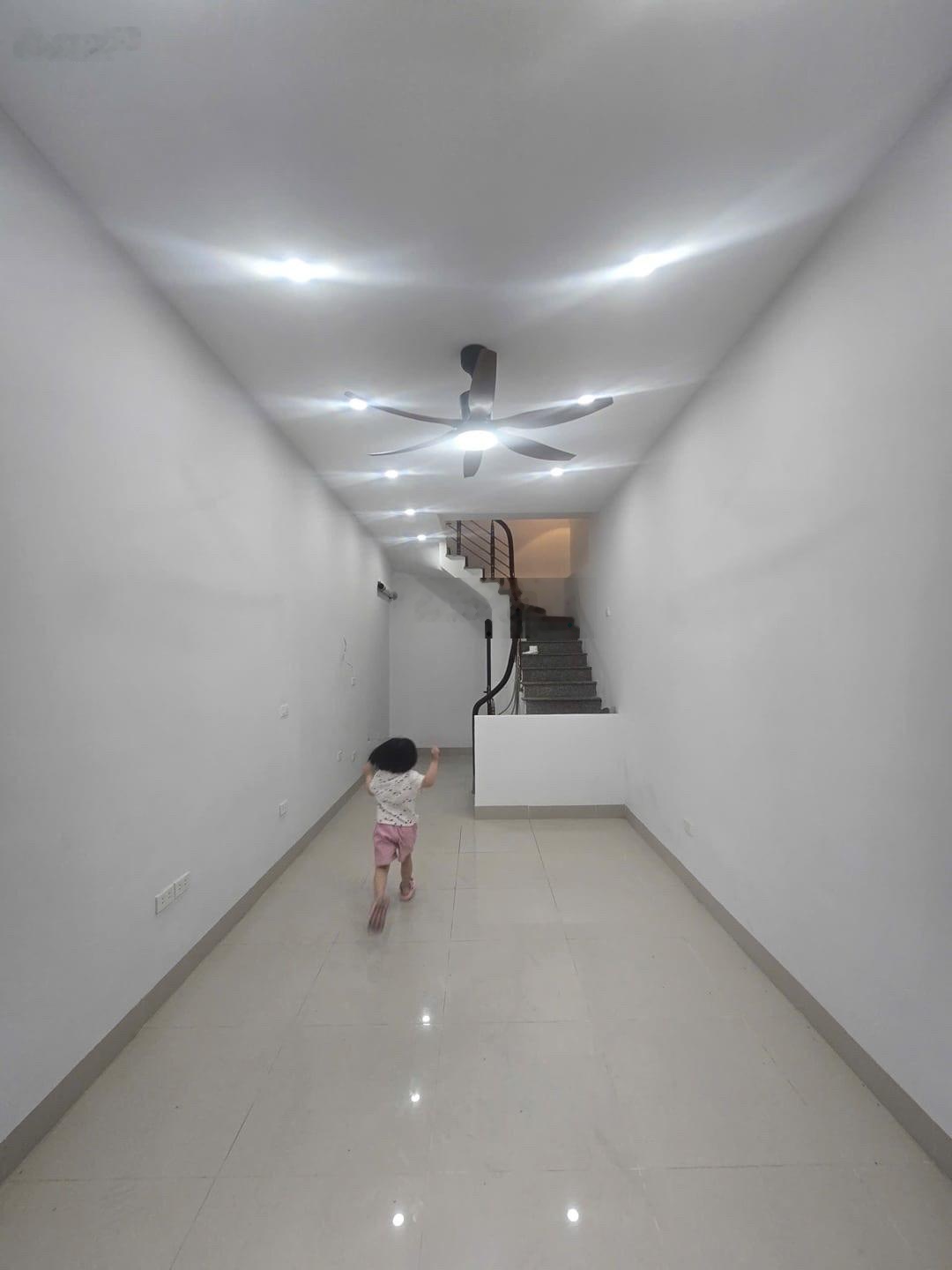 Bán nhà Ngô Quyền - Vạn Phúc - Cầu Am phân lô Học Viện Chính Trị 25/30m2 - 4 tầng, giá chỉ hơn 6tỷ