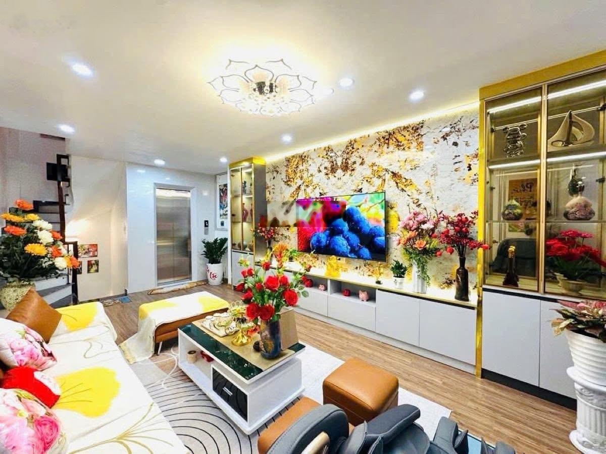 Chủ cần bán gấp nhà phân lô khu Mai Dịch, Cầu Giấy,Ngõ nông thông,ô tô vào nhà, 54m2x6T,Giá 22 tỷ
