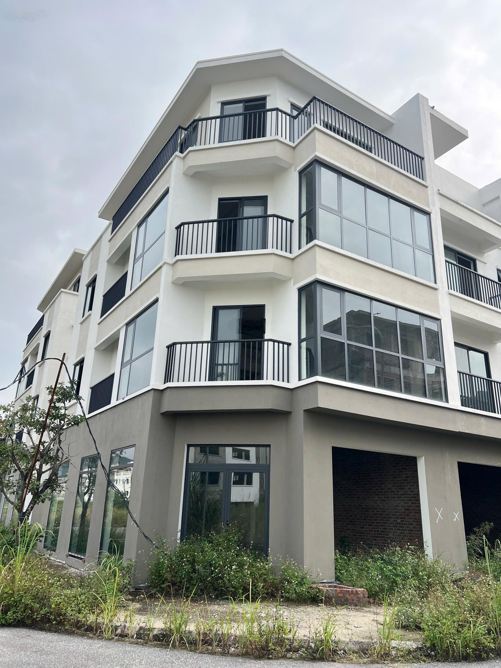 Bán lô góc giá hoàn thiện tổng giá trị chỉ tầm 3 tỷ - hướng đông nam 0978788984