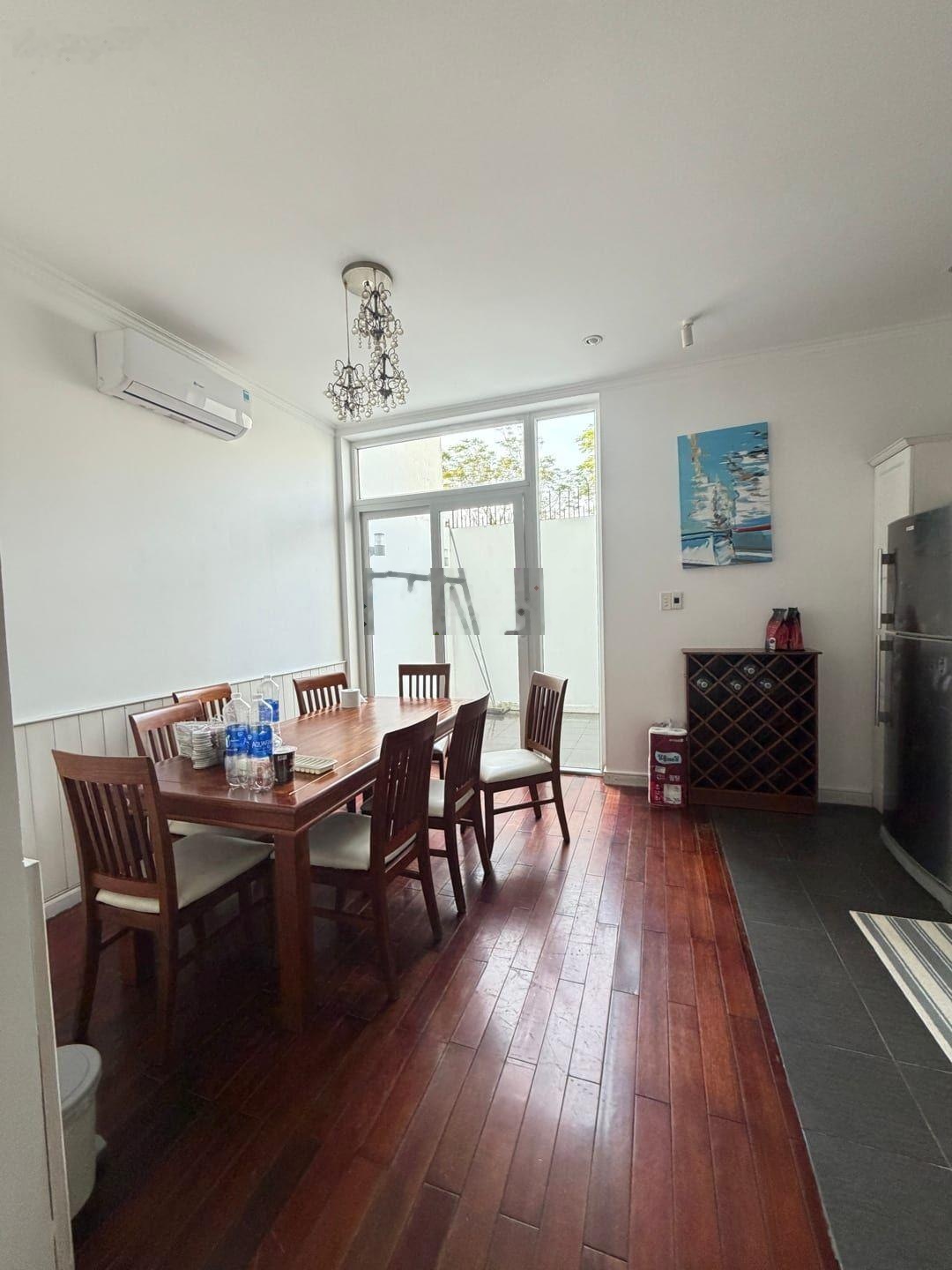 Bán nhà 90m2 - 4 tầng - lê thước, sơn trà kinh doanh lưu trú