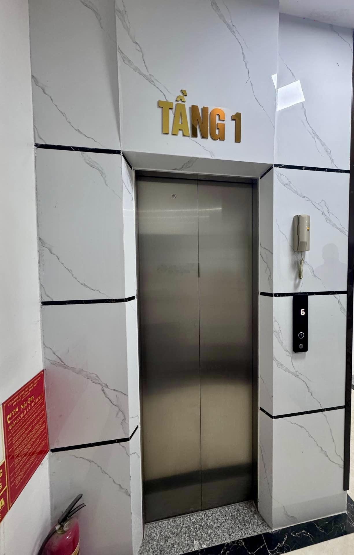 Bán tòa Building tại Ba La - Hà Đông. Dt 55m2, 7 tầng, giá 15,6 tỷ . Thang máy, kinh doanh.