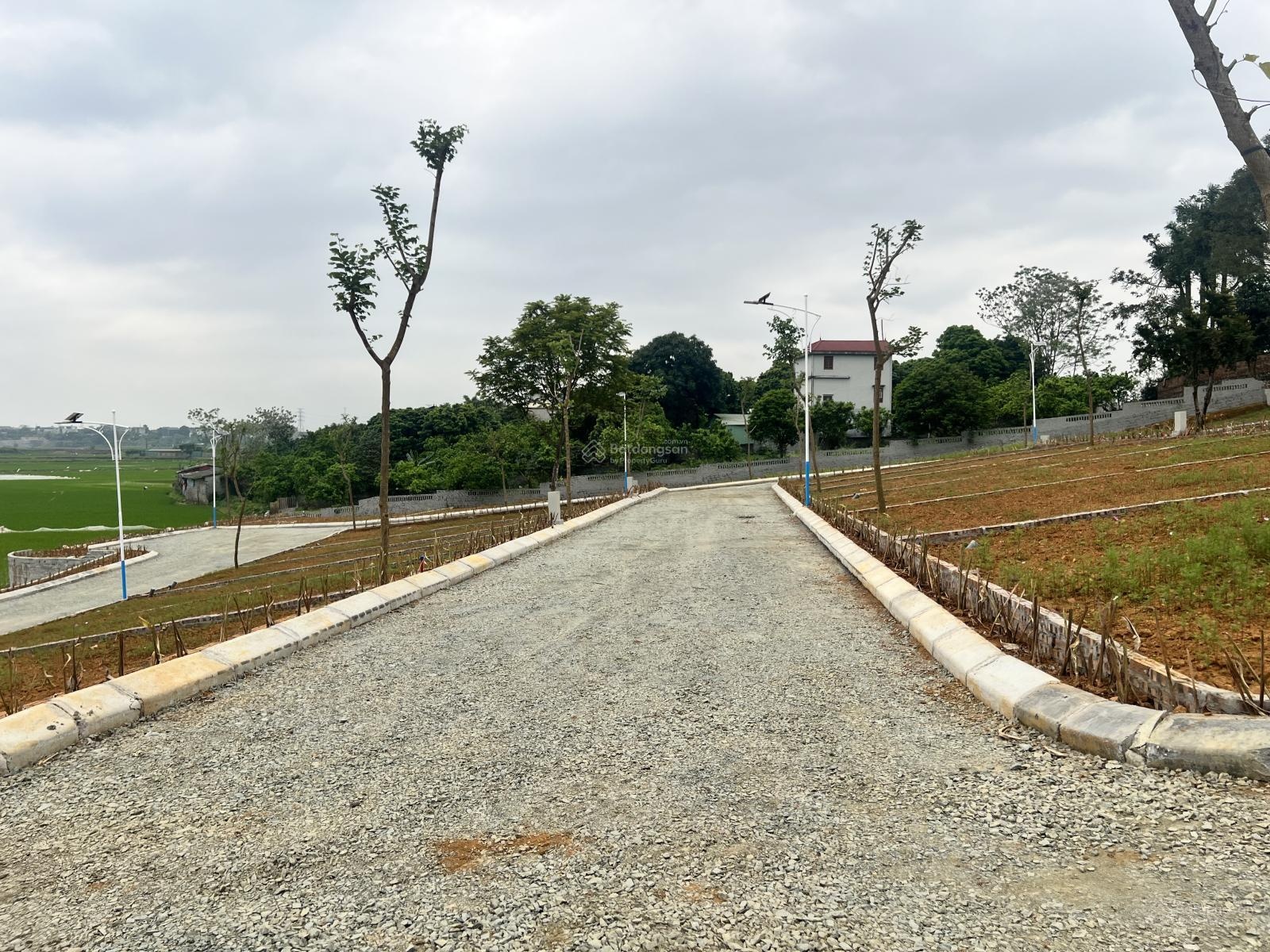 Chỉ nhỉnh tỷ có ngay lô đất sát tp hà nội
