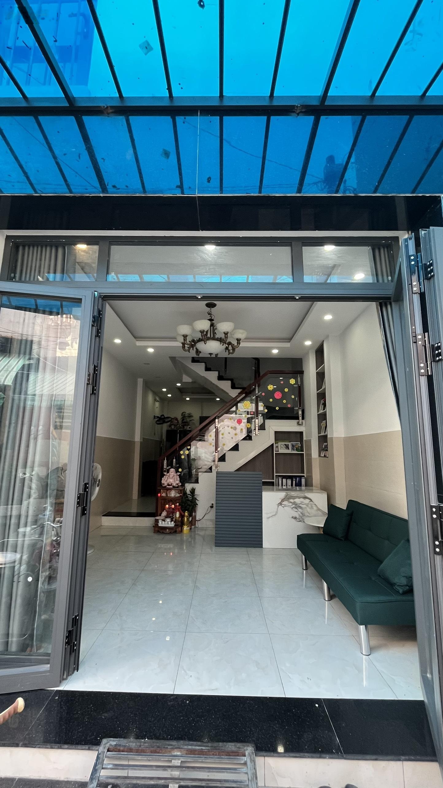 Bán nhà hẻm lê lư (4x10m) 1 trệt 2 lầu st, giá 5.85 tỷ quận tân phú