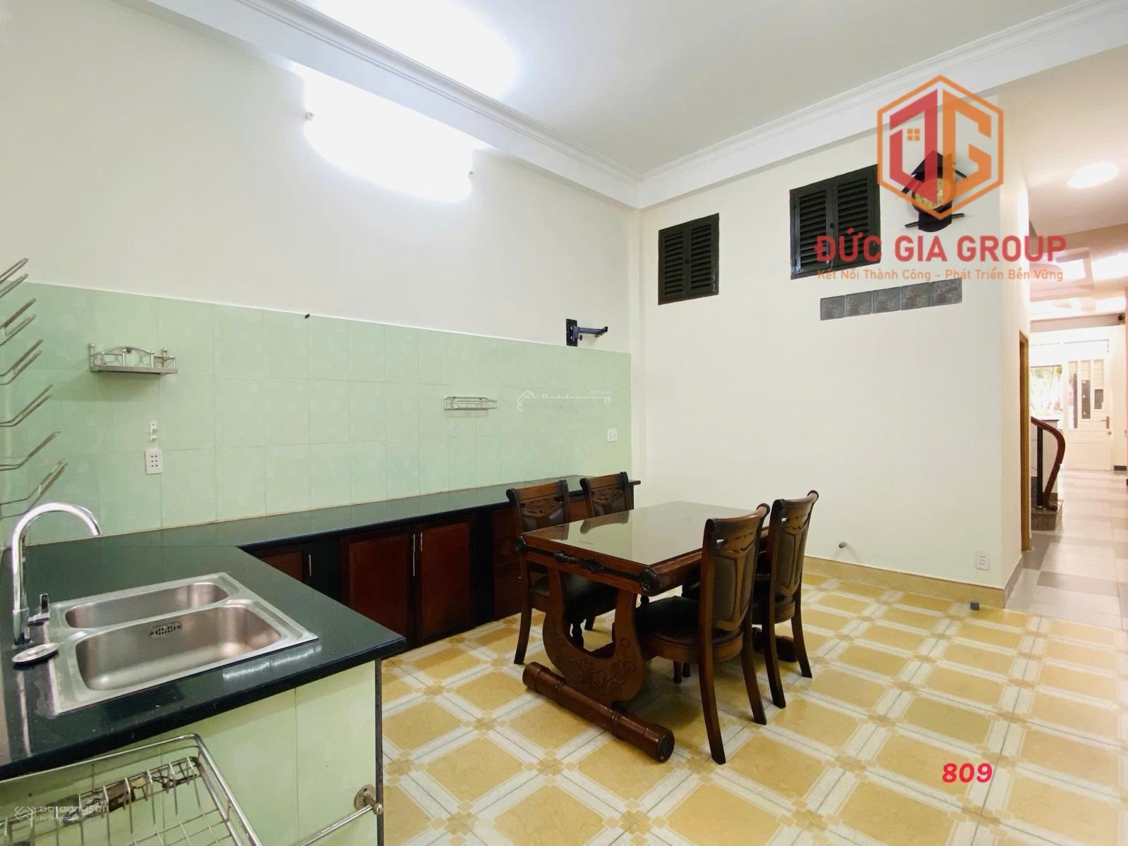 Nhà đẹp kdc bửu long gần song ngữ lạc hồng ở liền