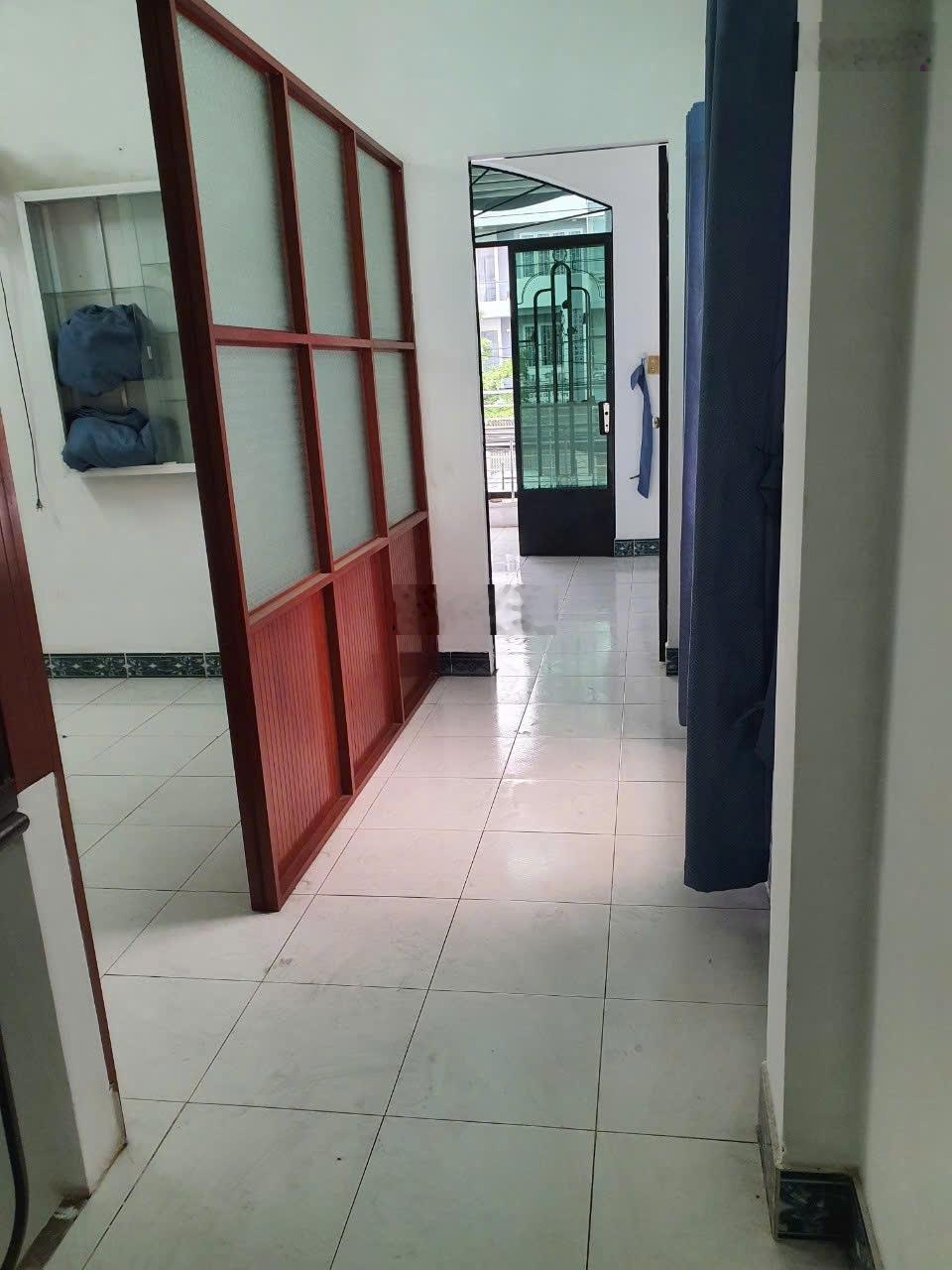 Bán nhà 1 trệt 1 lầu mặt tiền đường 23/10 Vĩnh thạnh Nha Trang thuận lợi kinh doanh
