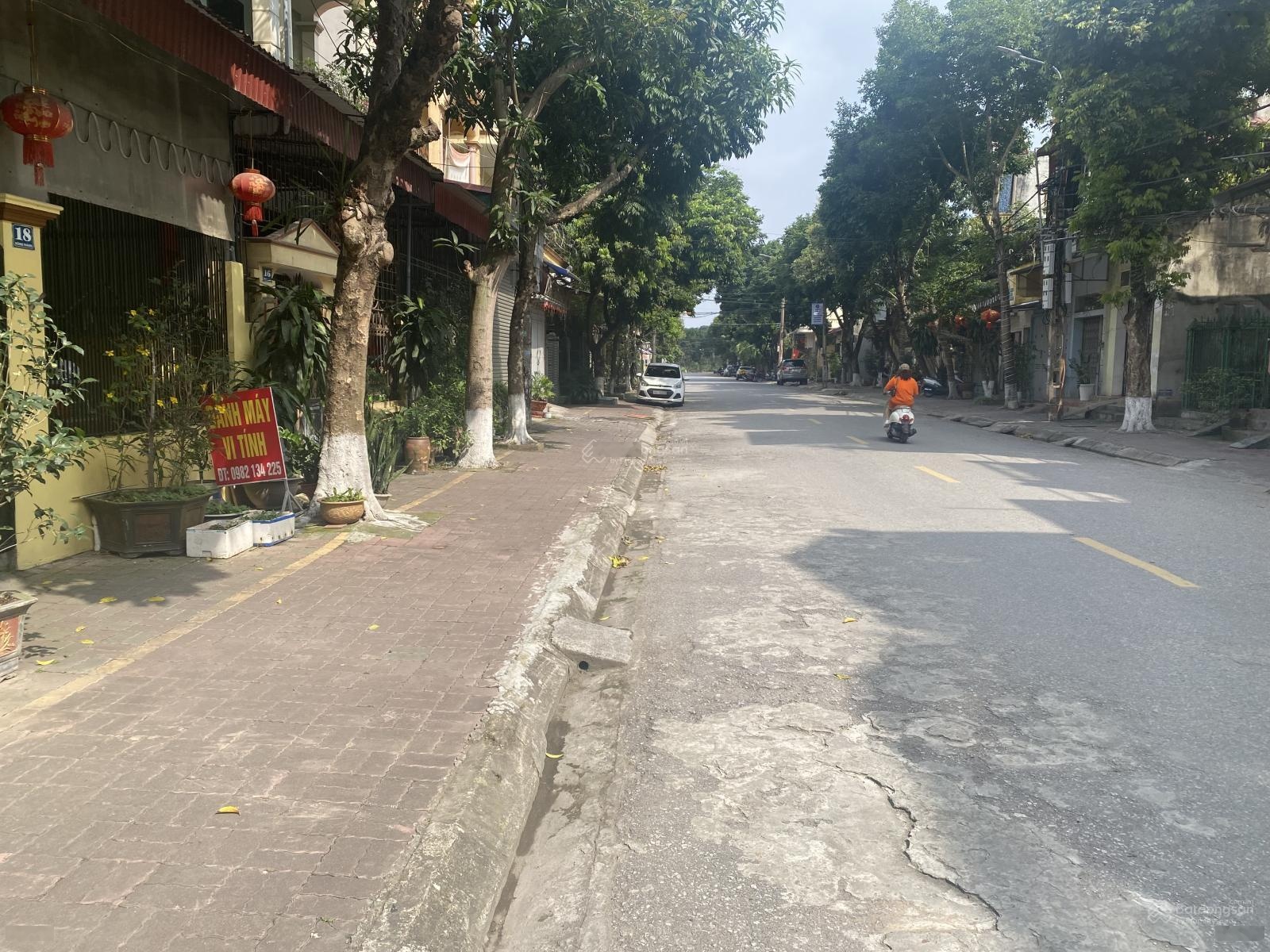 Cho thuê nhà riêng tại 20 đường Đông Thành, 2,8 triệu/th, 82m2, uy tín hot!