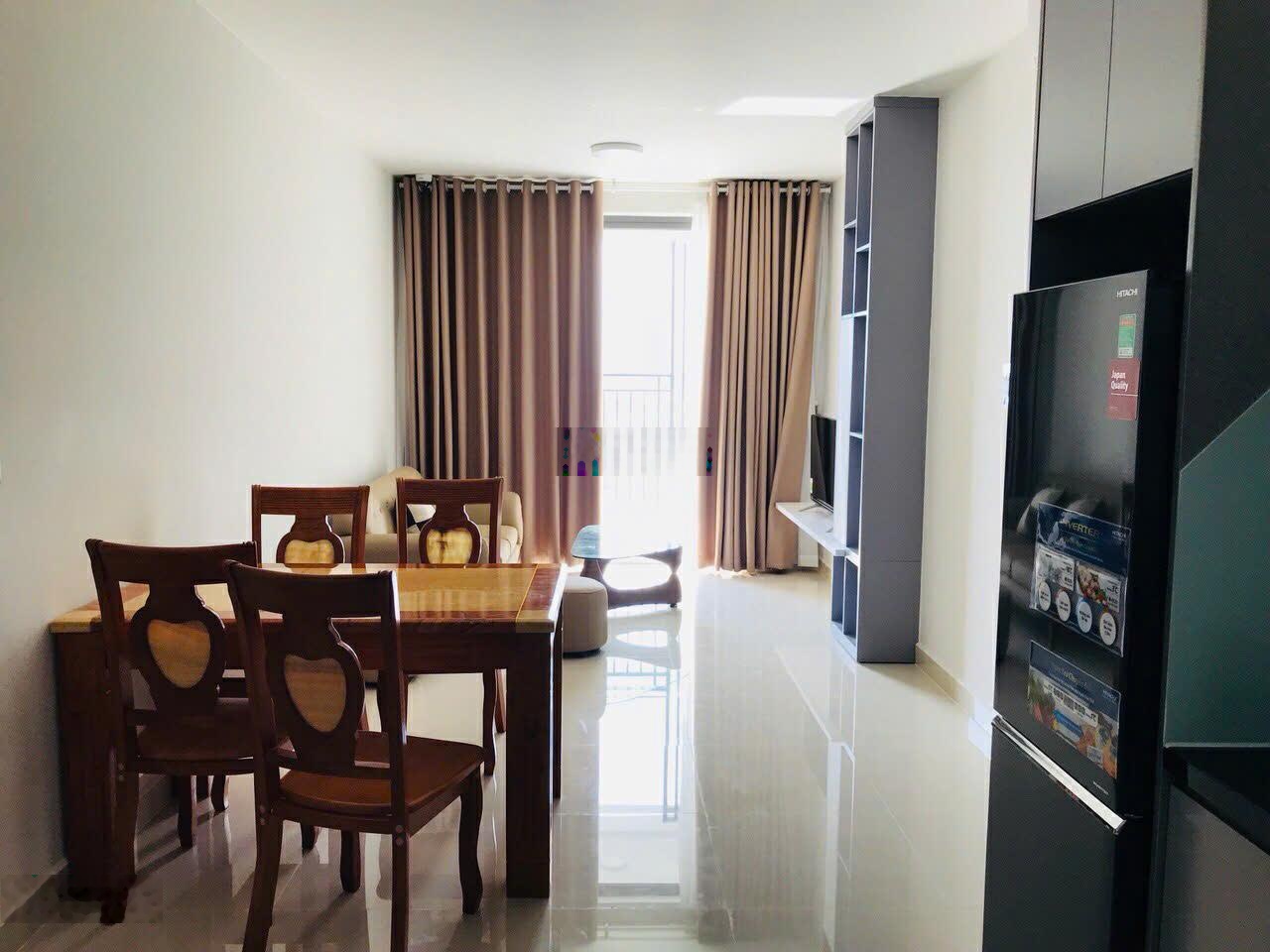 Bán CH 312 Lạc Long Quân căn góc 70m2, 2PN, có bancon SHR lâu dài. Giá thật nhà thật: 3.4 tỷ