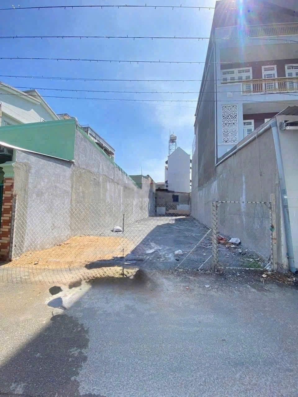 Bán đất thổ cư 100m2 Long Hoà - Cần Đước - Long An, xây dựng tự do - không quy hoạch. Giá bán 950tr
