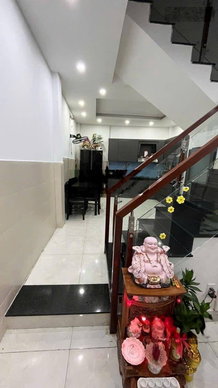 Bán nhà hẻm 6m Lê Lư, p. PTH, q. Tân Phú, 4x10m, đúc 3,5 tấm, giá 5,85 tỷ