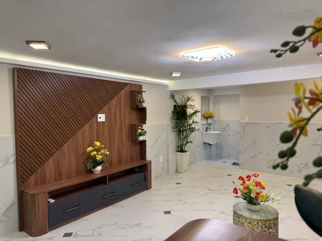 Nhà riêng bán tại Hậu Giang, 6,8 tỷ, 49m2 hàng hiếm