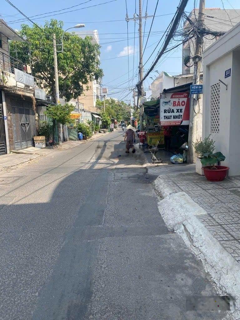 Bán nhà mặt tiền Nguyễn Duy Cung, P12, Gò Vấp. 4,5x19m. 3 tầng. Chỉ 11tỷ5. Gần ngã tư Quang Trung.