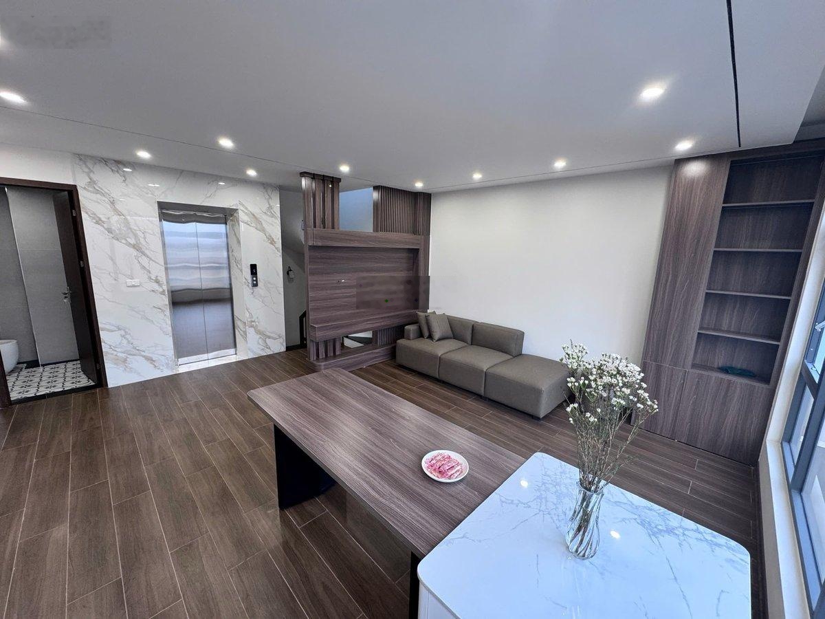 Bán nhà phúc lợi 44m2 - 6 tầng thang máy - nội thất vip - 9.75 tỷ