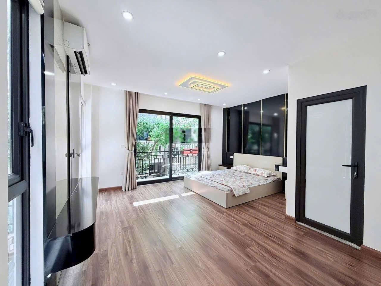 Lê trọng tấn - thanh xuân - lô góc - 20m ra ô tô đỗ - thang máy - ngõ thông - 45m*6t - 14.8tỷ