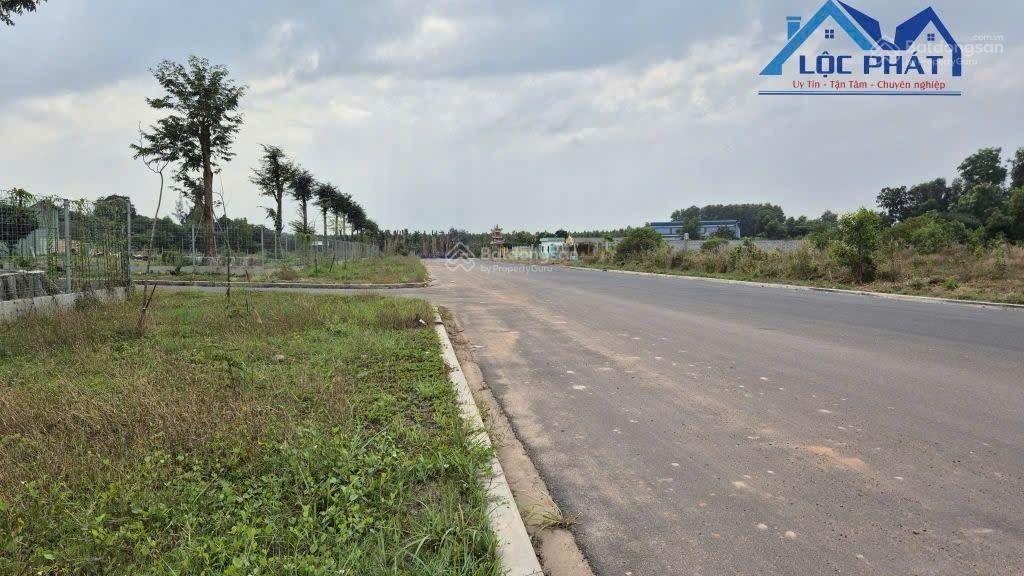 Bán đất khu công nghiệp Hố Nai, DT 15000m2 giá 77 tỷ đất SKK thời hạn 2065