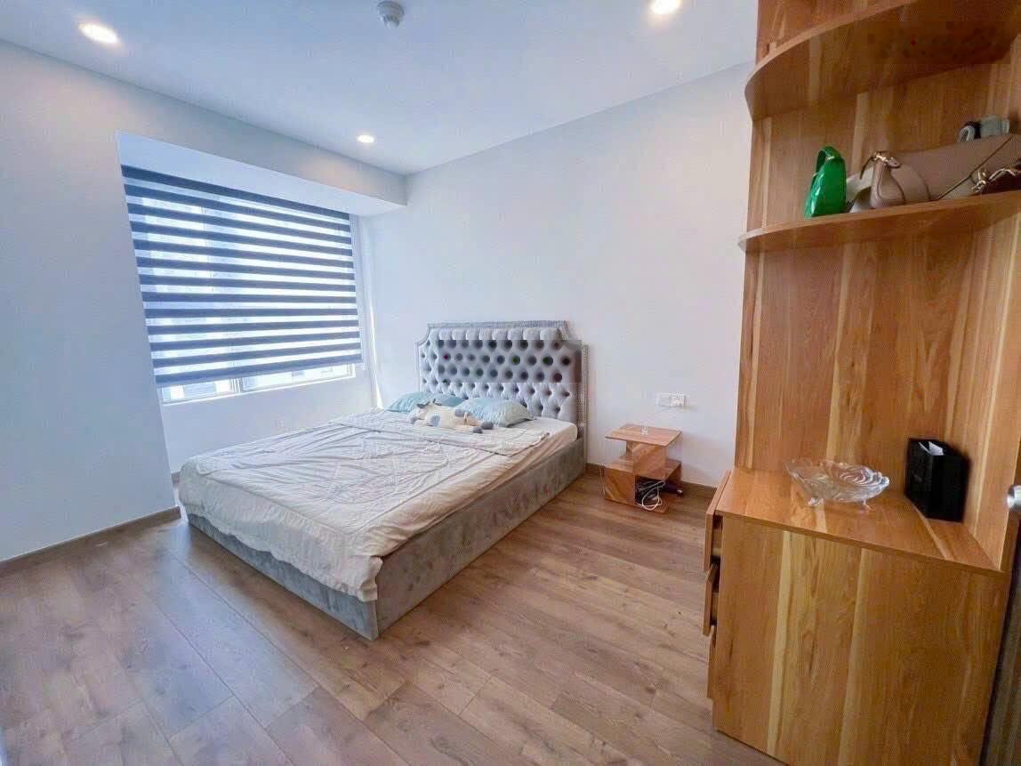Chủ cần tiền gấp! Bán CH Võ Đình, Q.12, DT 83,5m2, 2PN2WC, GIÁ 1 TỶ 780, tặng nội thất như hình SHR