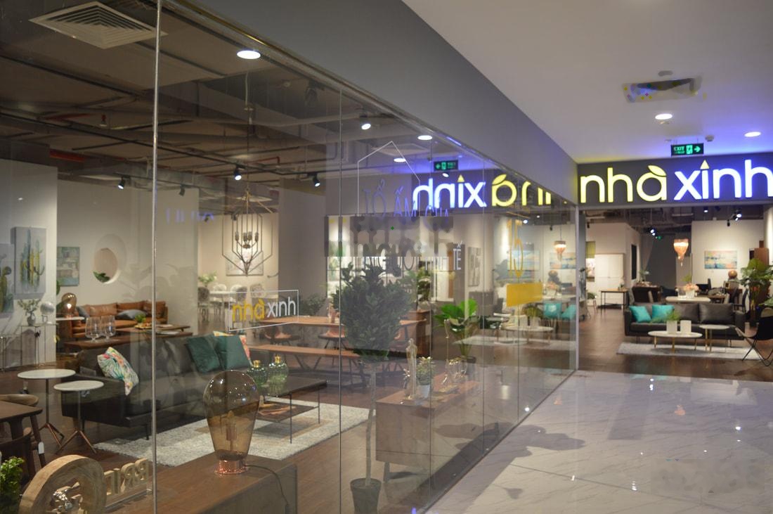 Cho thuê nhà mặt tiền Nguyễn Văn Linh, phường Tân Phong, Quận 7. DT: 12x25m. Trệt 2 lầu