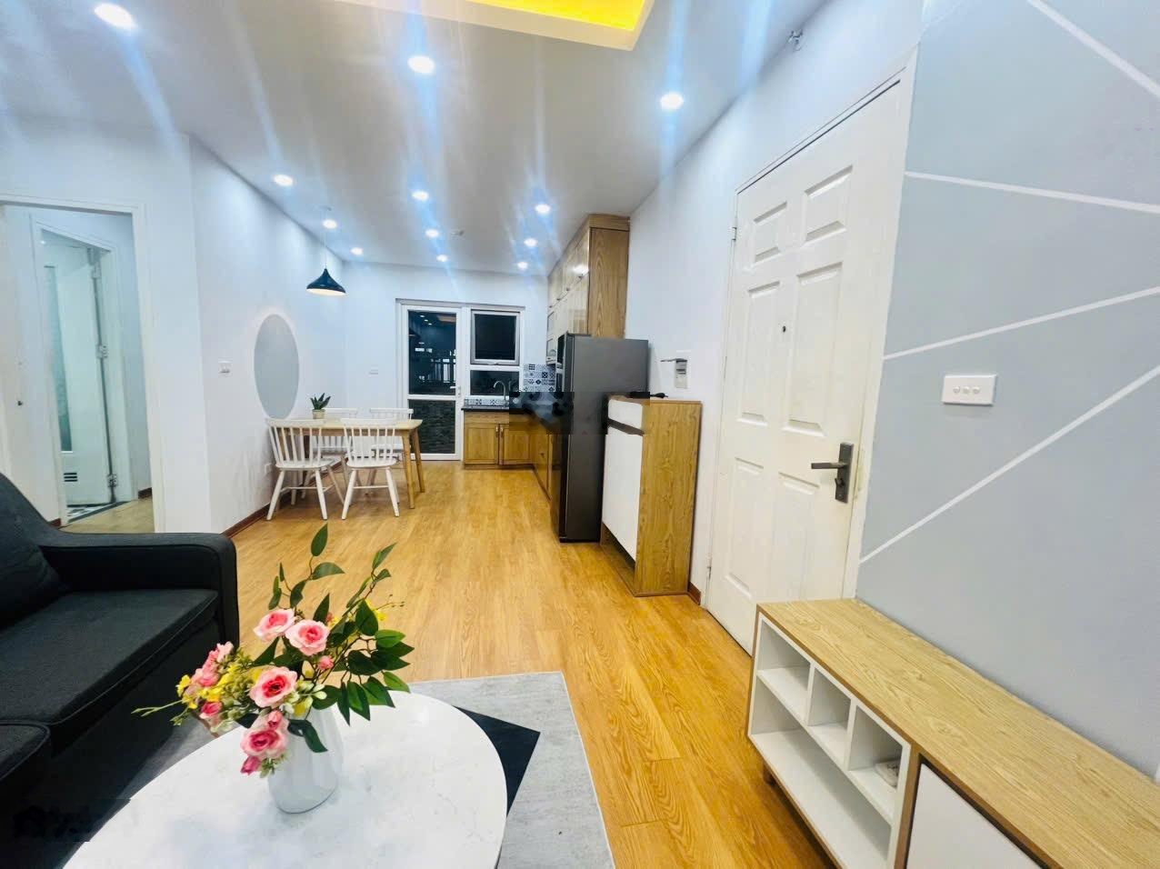 Gấp! Bán căn góc 2 phòng ngủ 2 vệ sinh toà HH1 Linh Đàm Hoàng Mai full nội thất, tầng trung