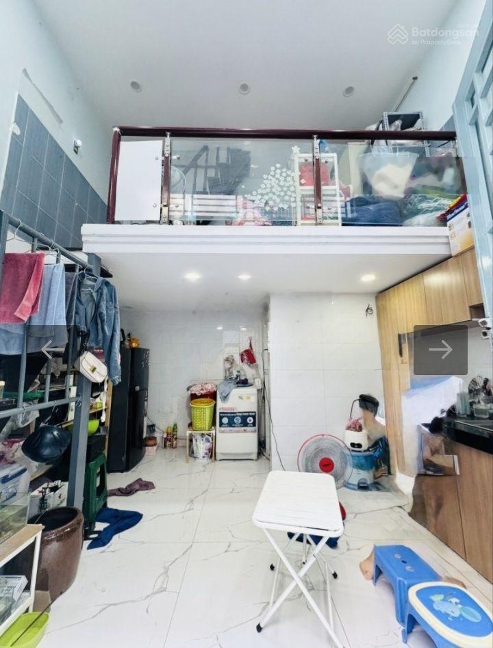 Bán nhà riêng tại Hoàng Xuân Nhị, giá 2,95 tỷ, 16m2, 2PN, 2WC, pháp lý đầy đủ, mặt tiền 4m